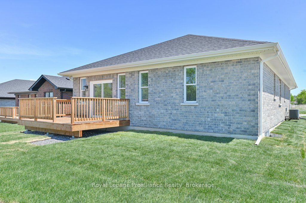 10 Dunmor Street Property Photo 33