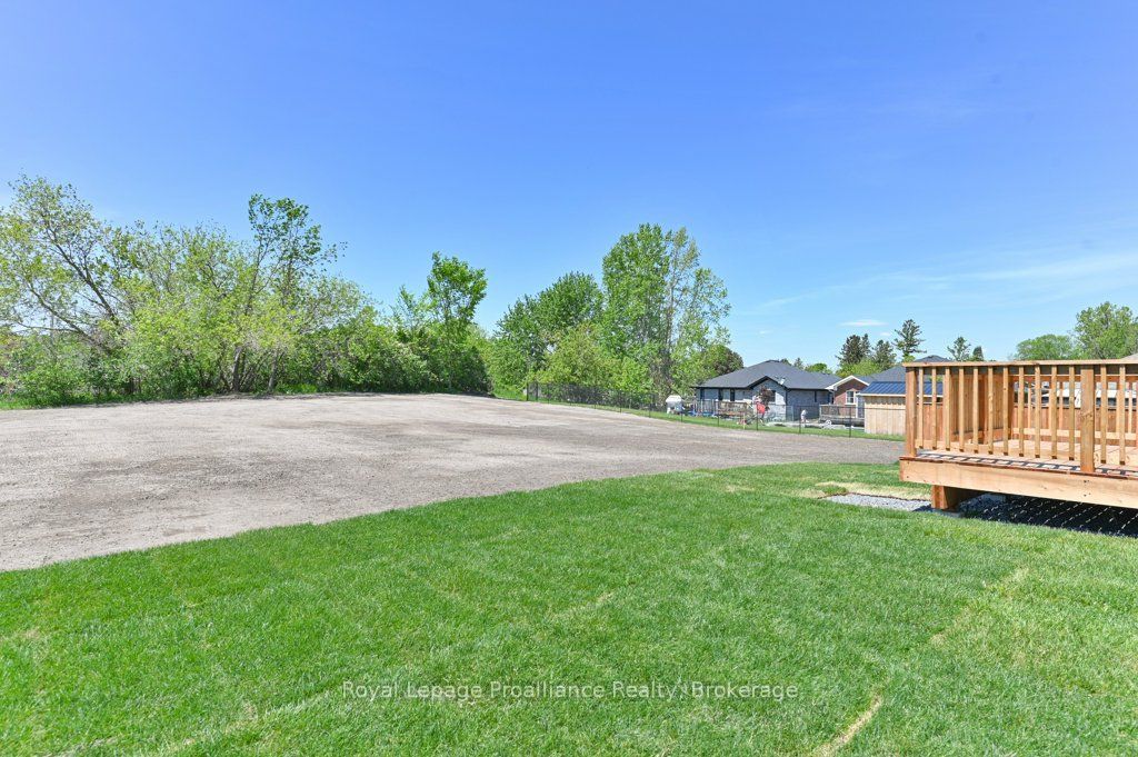 10 Dunmor Street Property Photo 34