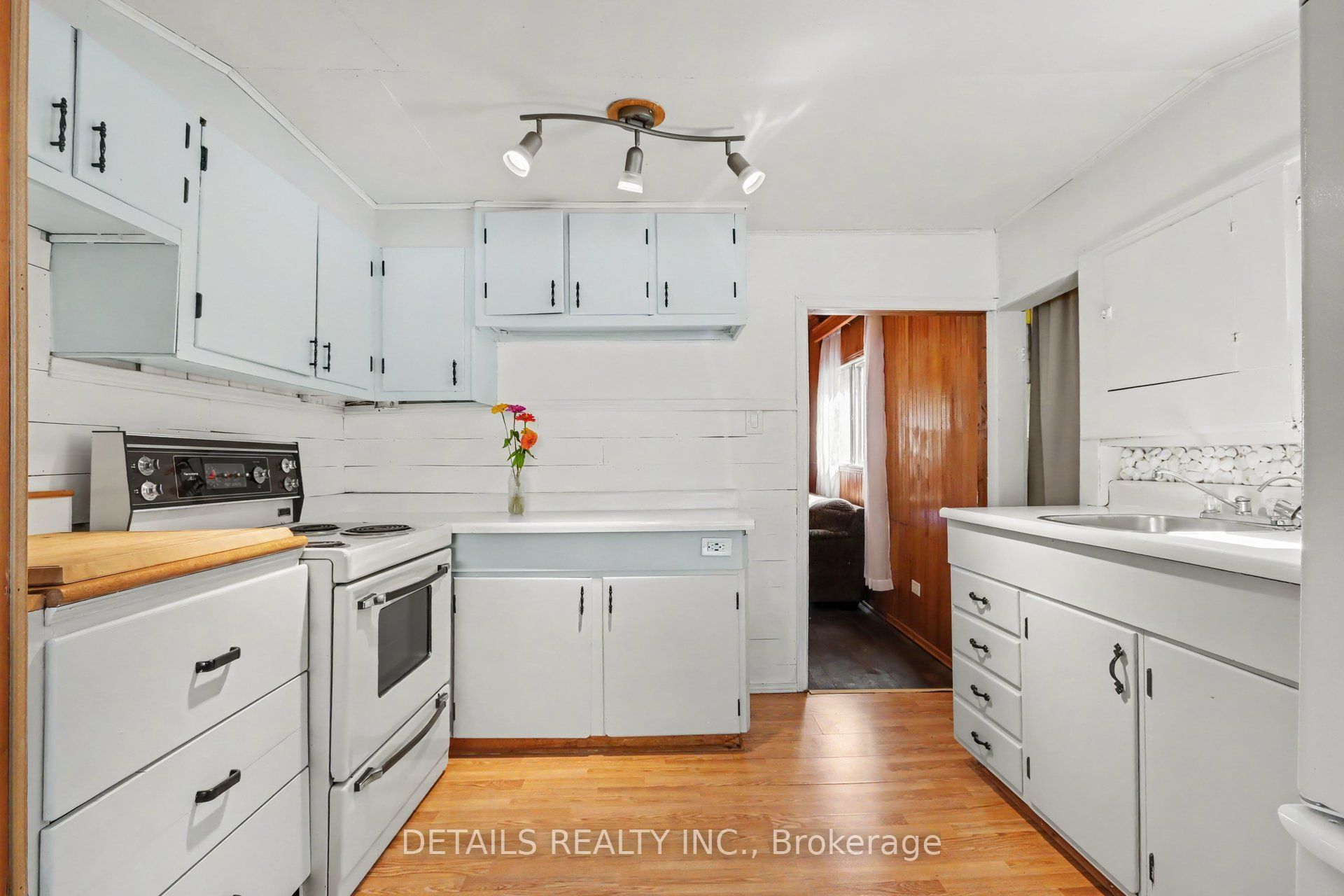 177 Birch Avenue Property Photo 8