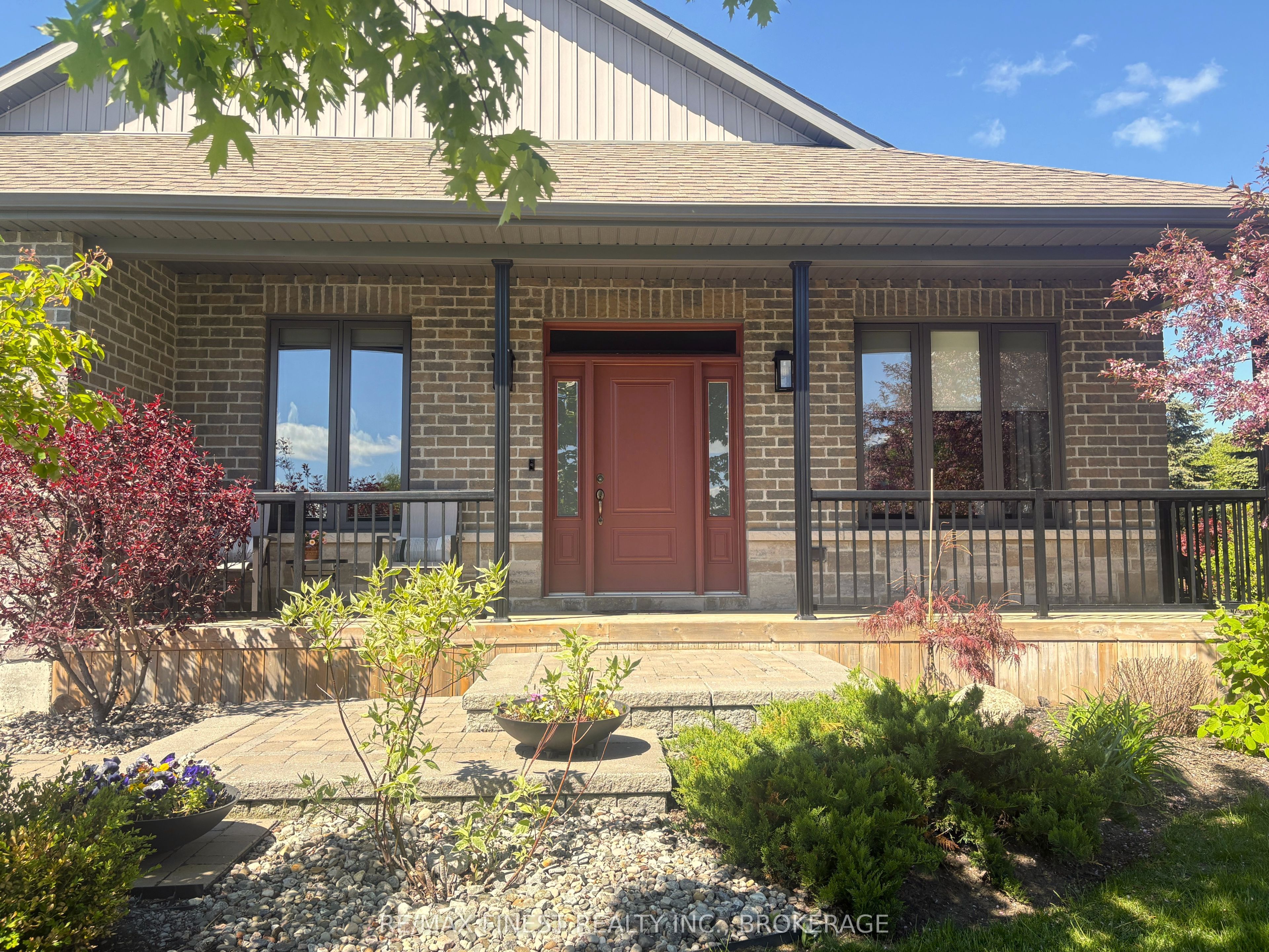 55 Shewman Road Property Photo 3