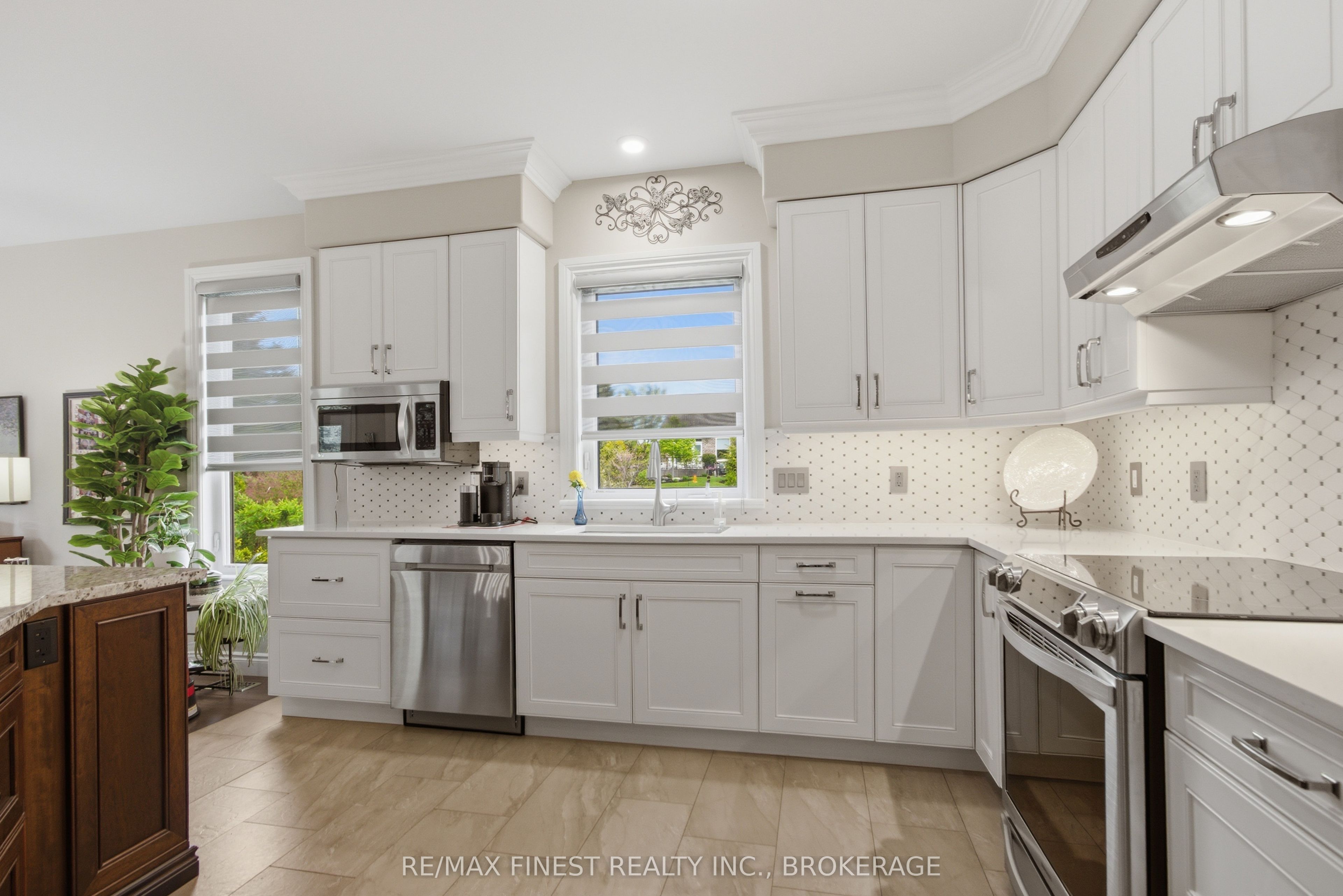 55 Shewman Road Property Photo 9