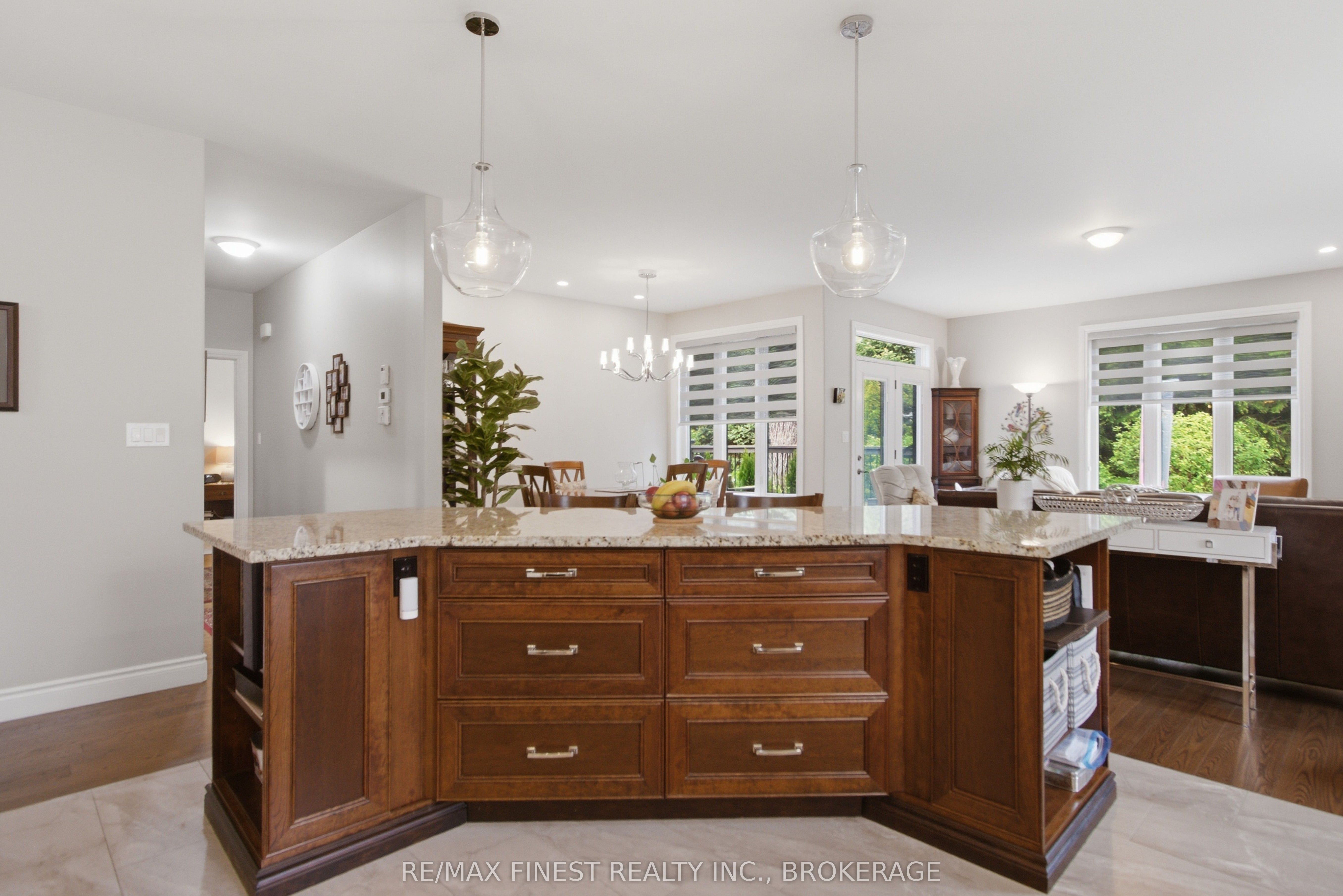 55 Shewman Road Property Photo 10
