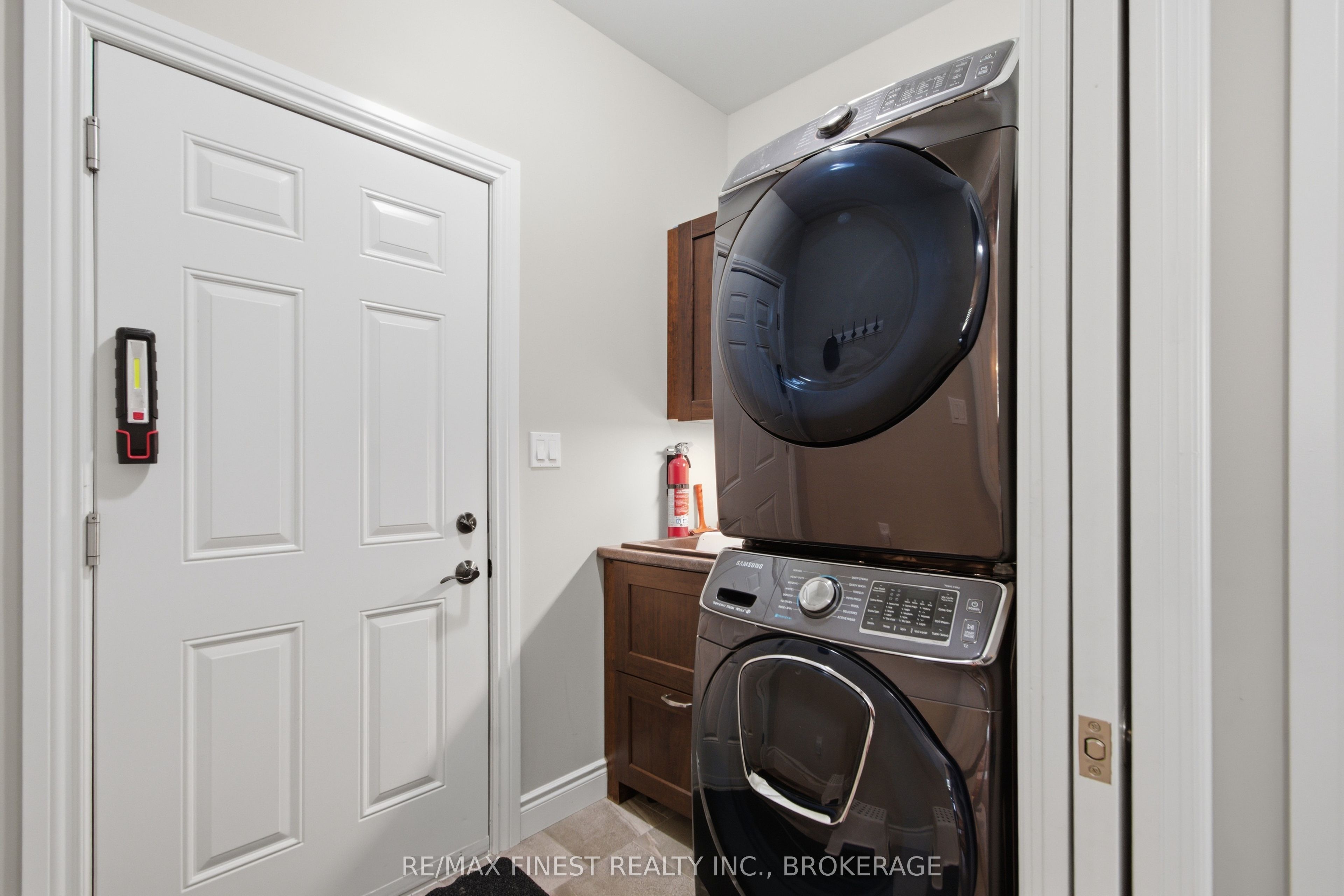 55 Shewman Road Property Photo 23