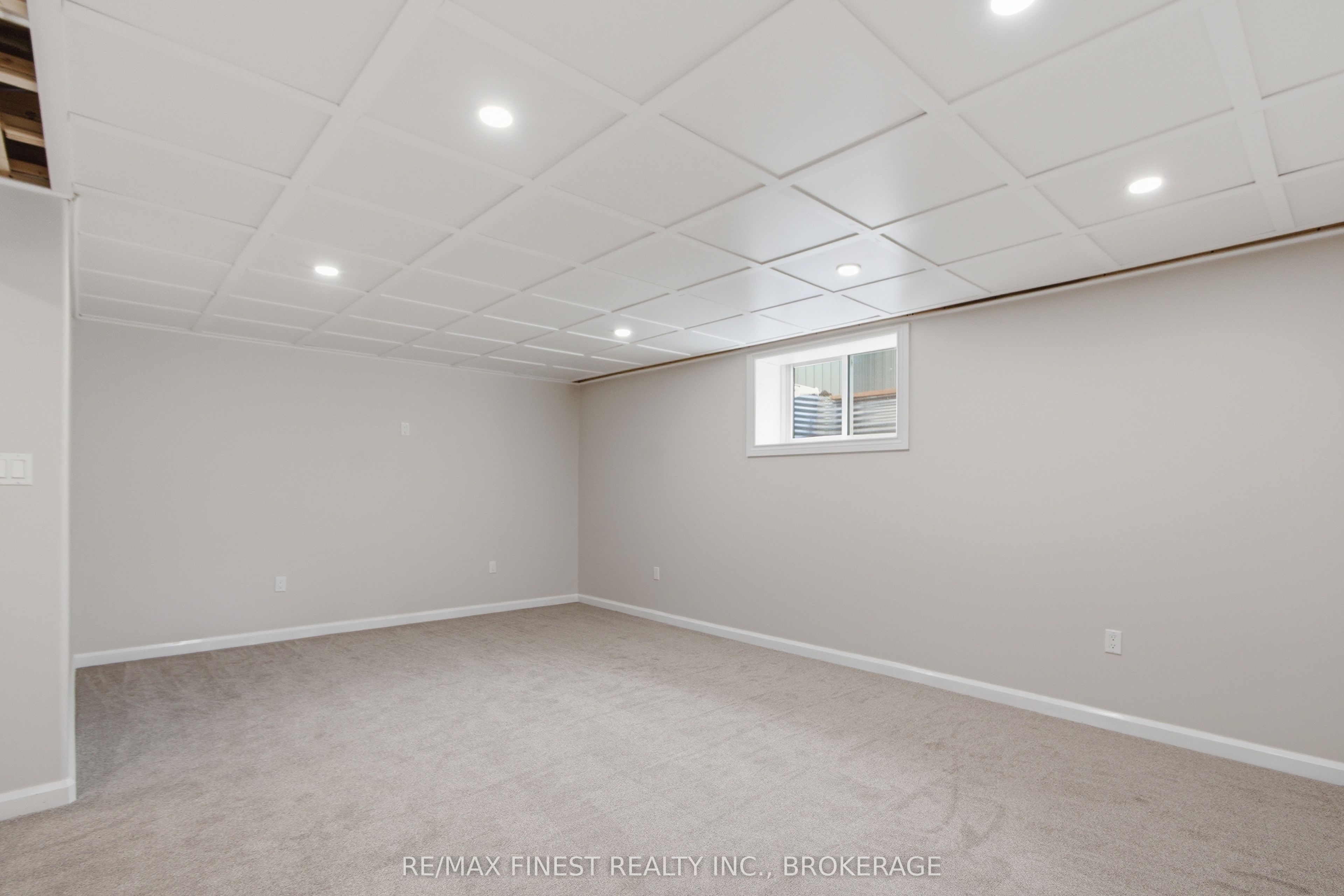 55 Shewman Road Property Photo 25