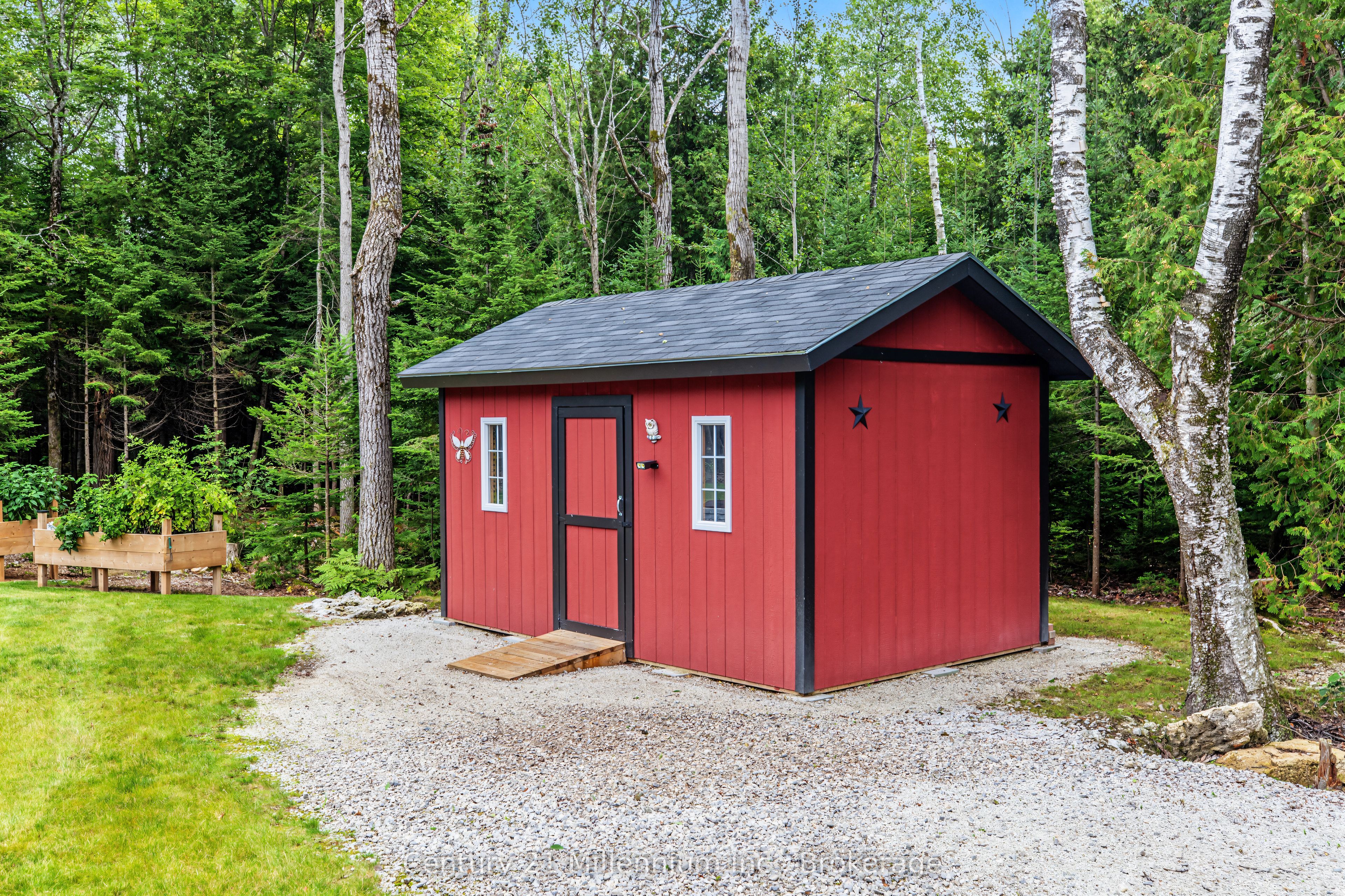 23 Trillium Crossing Property Photo 49