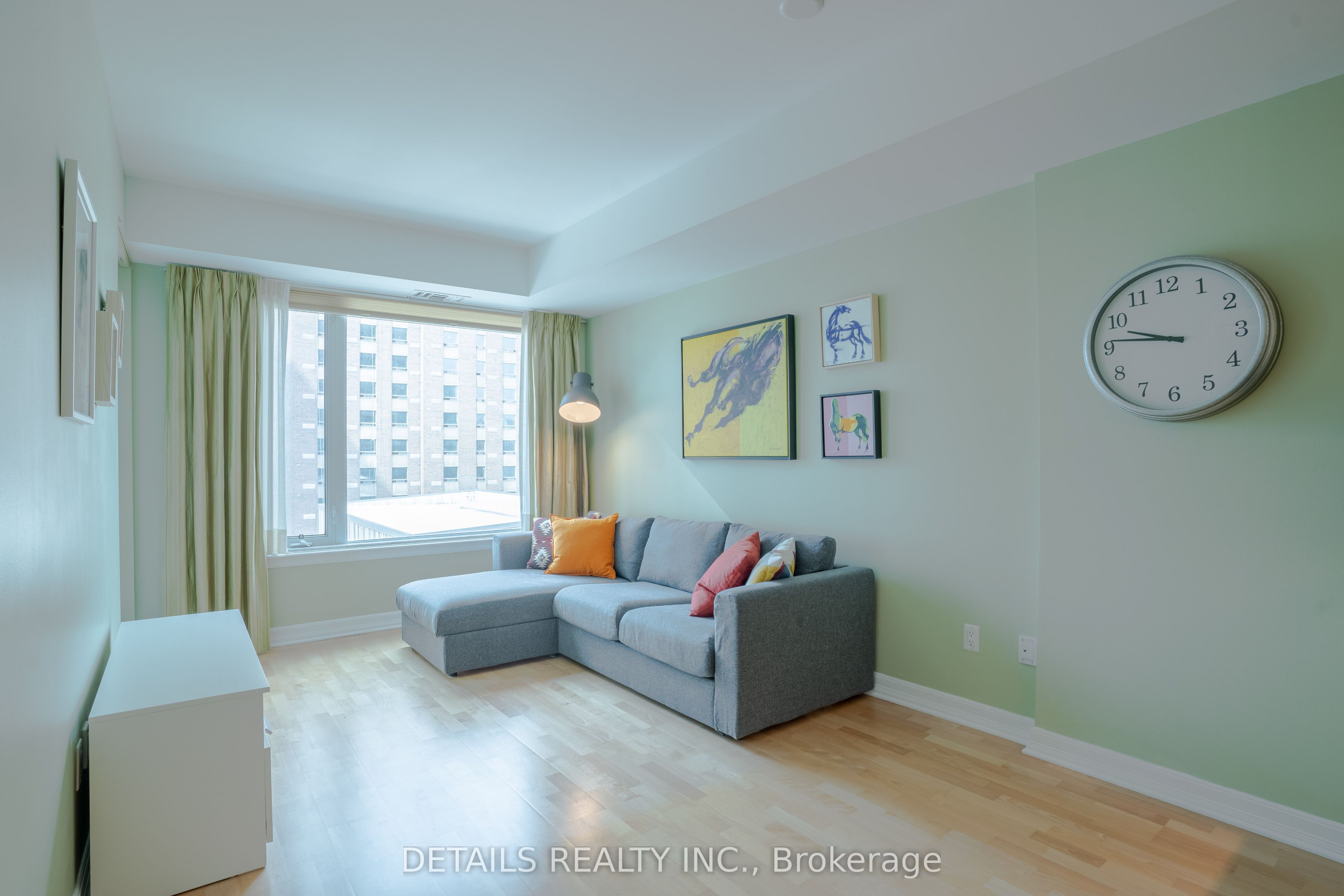 238 Besserer Street 607 Property Photo 7