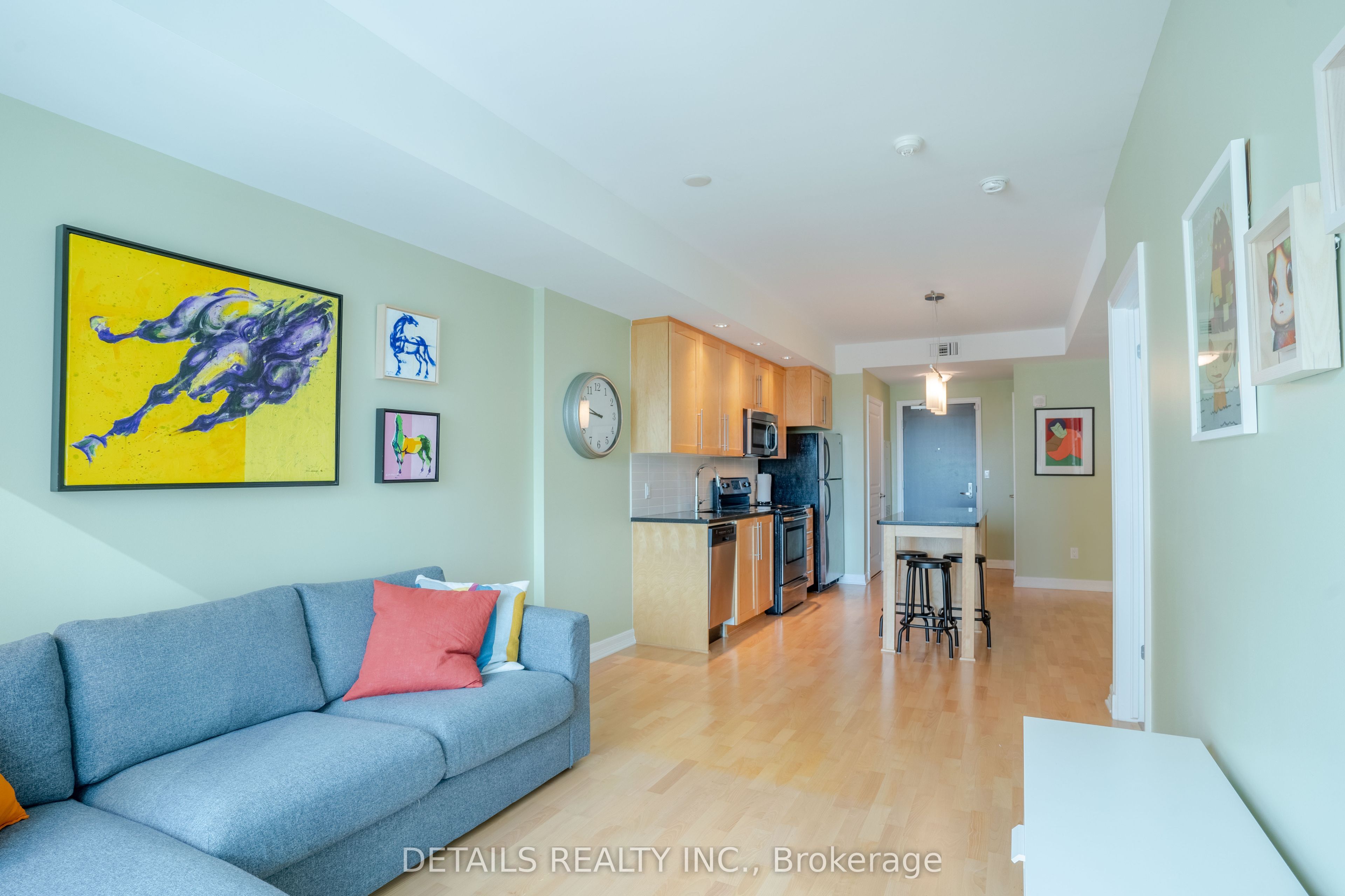 238 Besserer Street 607 Property Photo 8