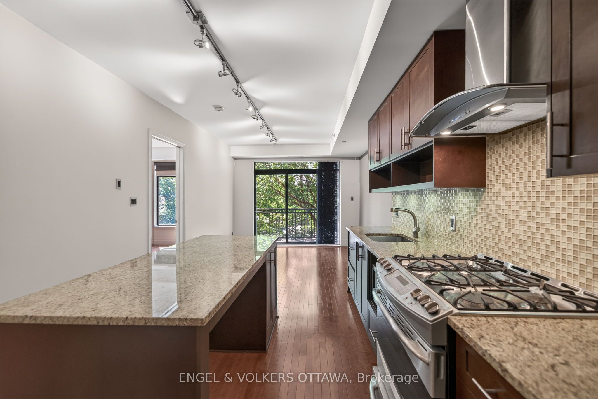 808 Bronson Avenue 209 Property Photo 13