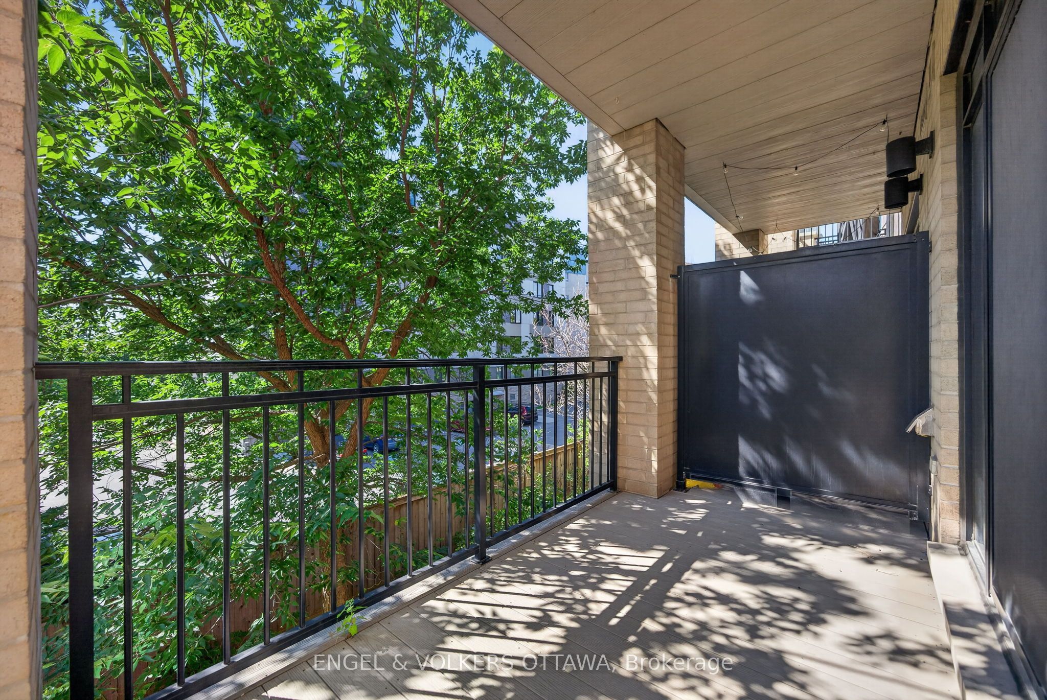 808 Bronson Avenue 209 Property Photo 25
