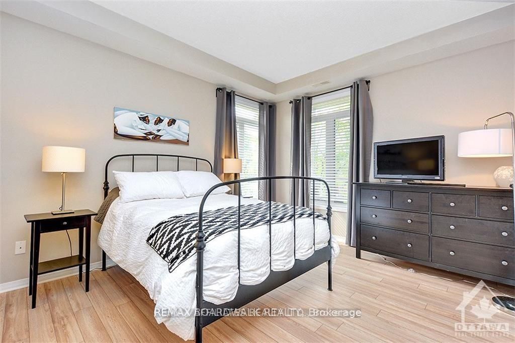 300 Meilleur Private F Property Photo 12