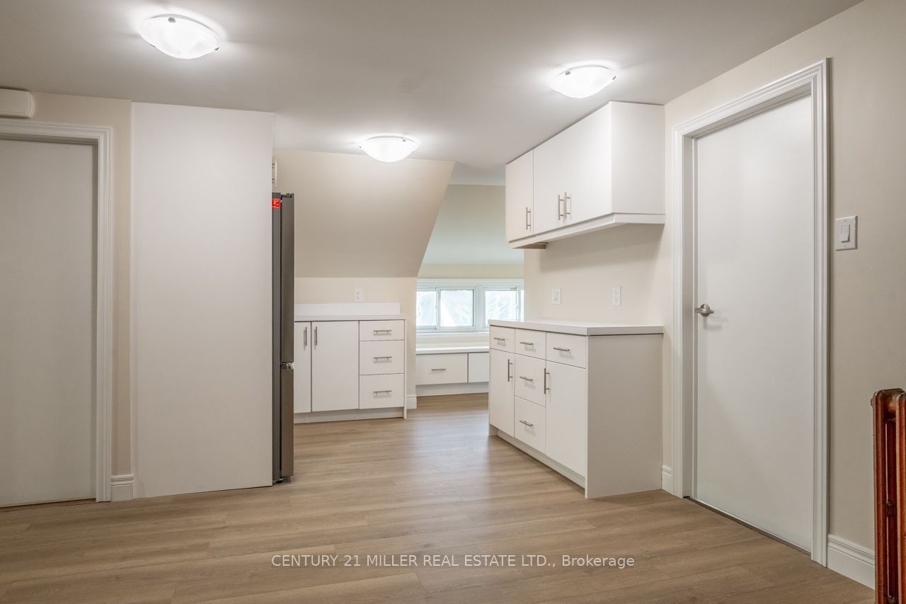 124 Gladstone Avenue Property Photo 11