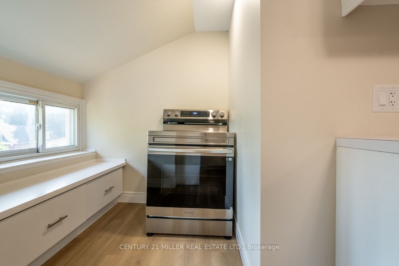 124 Gladstone Avenue Property Photo 16