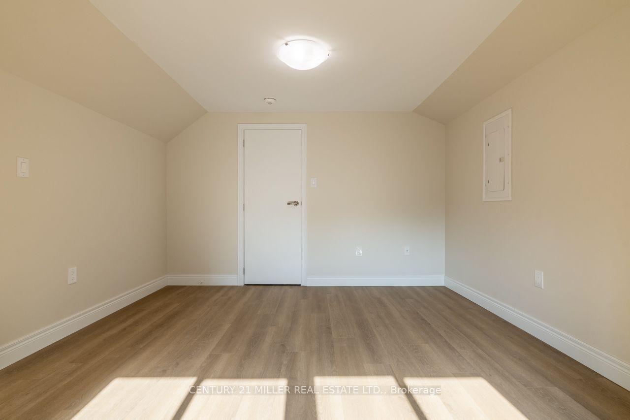 124 Gladstone Avenue Property Photo 23