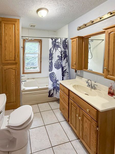 16 Whitechurch Street Property Photo 7