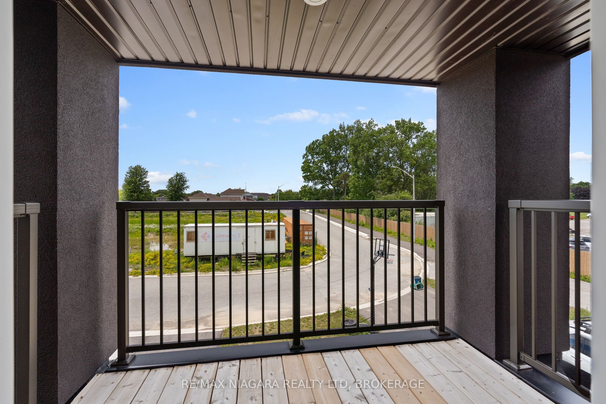 218 Wellandvale Road Property Photo 15