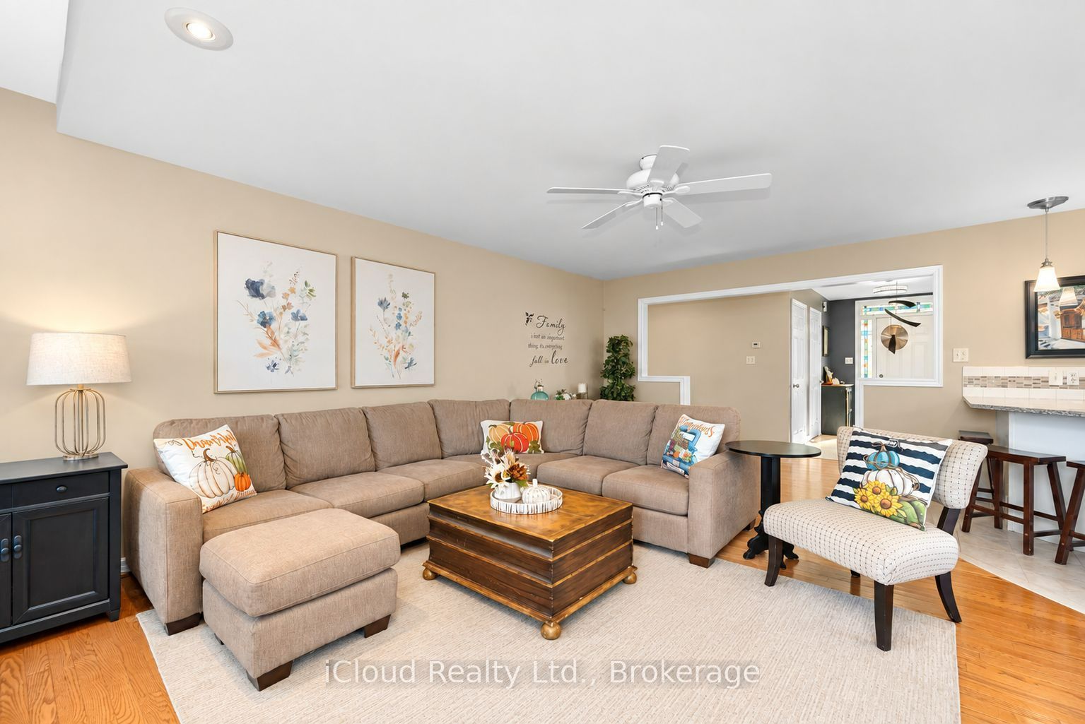 24 Mccullogh Drive Property Photo 9