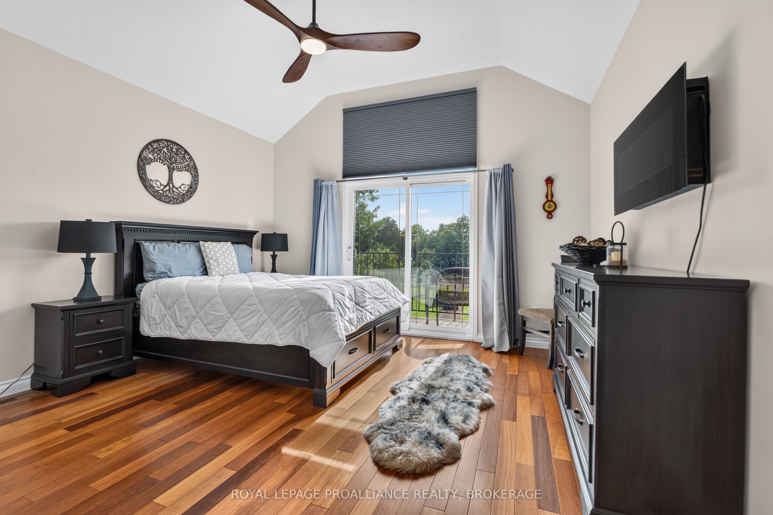 27 Collins Drive Property Photo 18