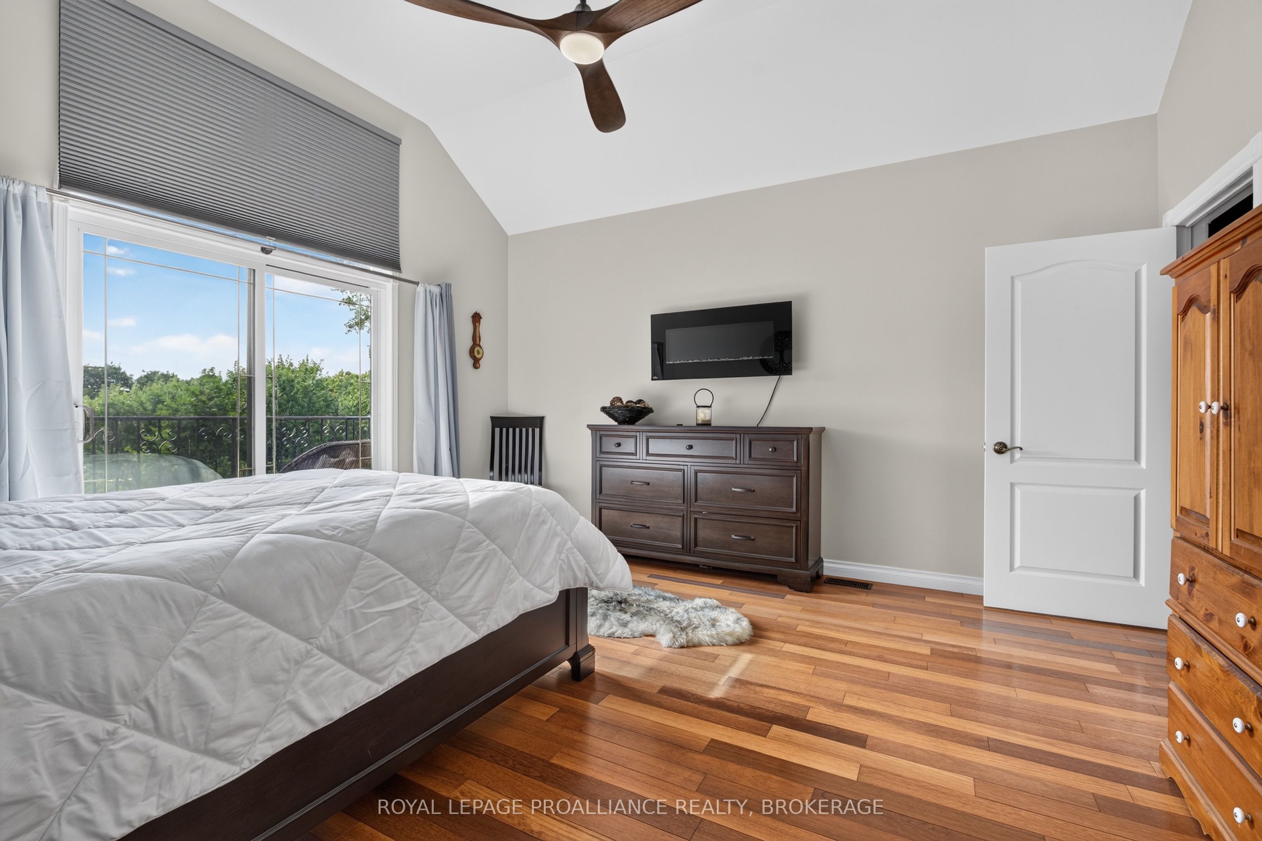 27 Collins Drive Property Photo 20