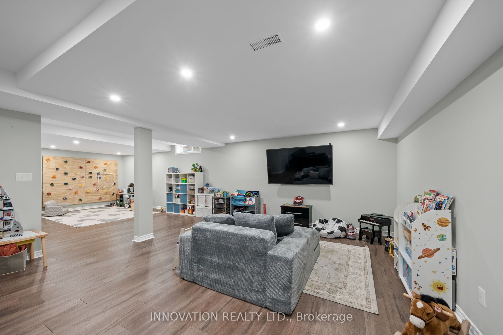 11 Bracewood Way Property Photo 30