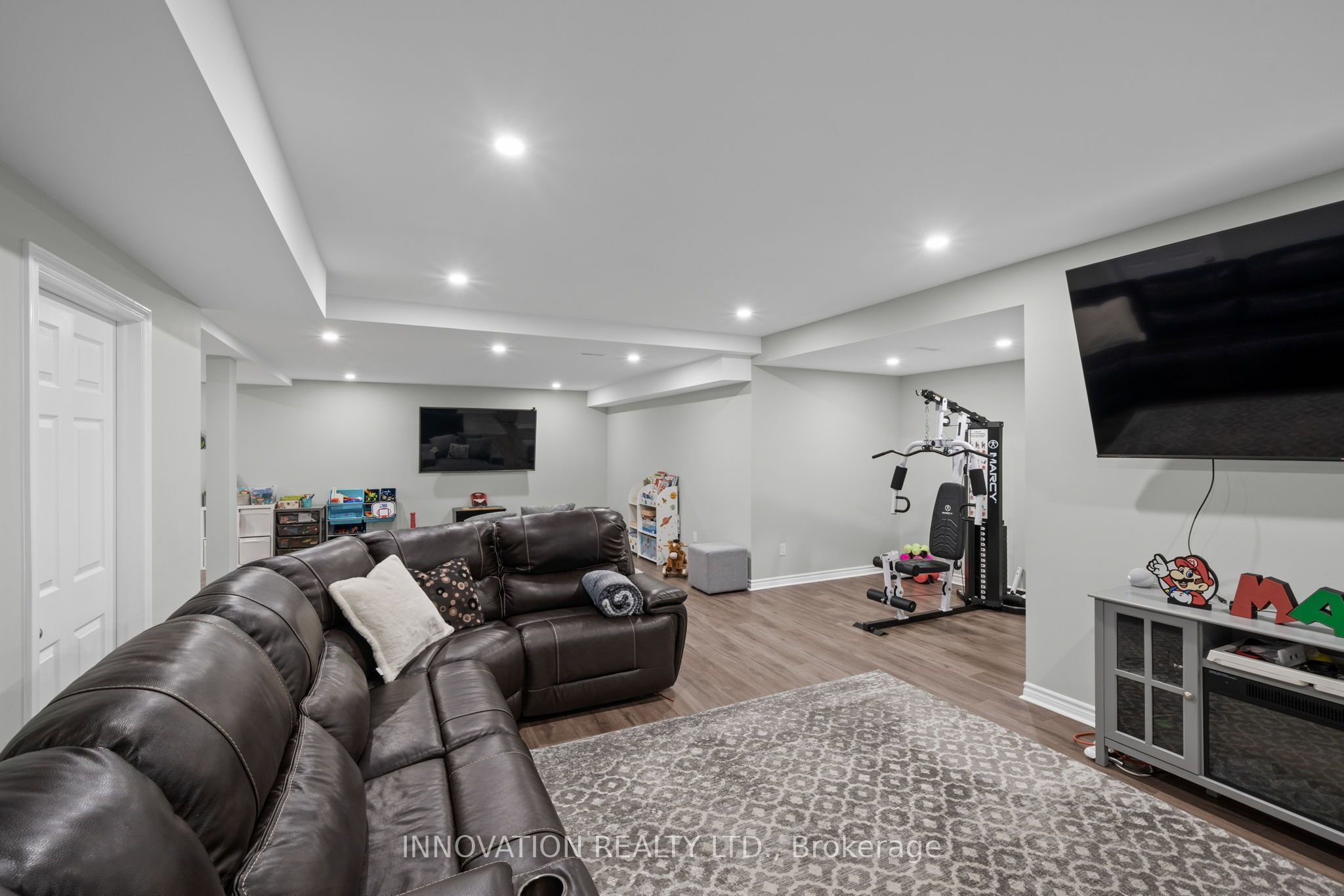 11 Bracewood Way Property Photo 32