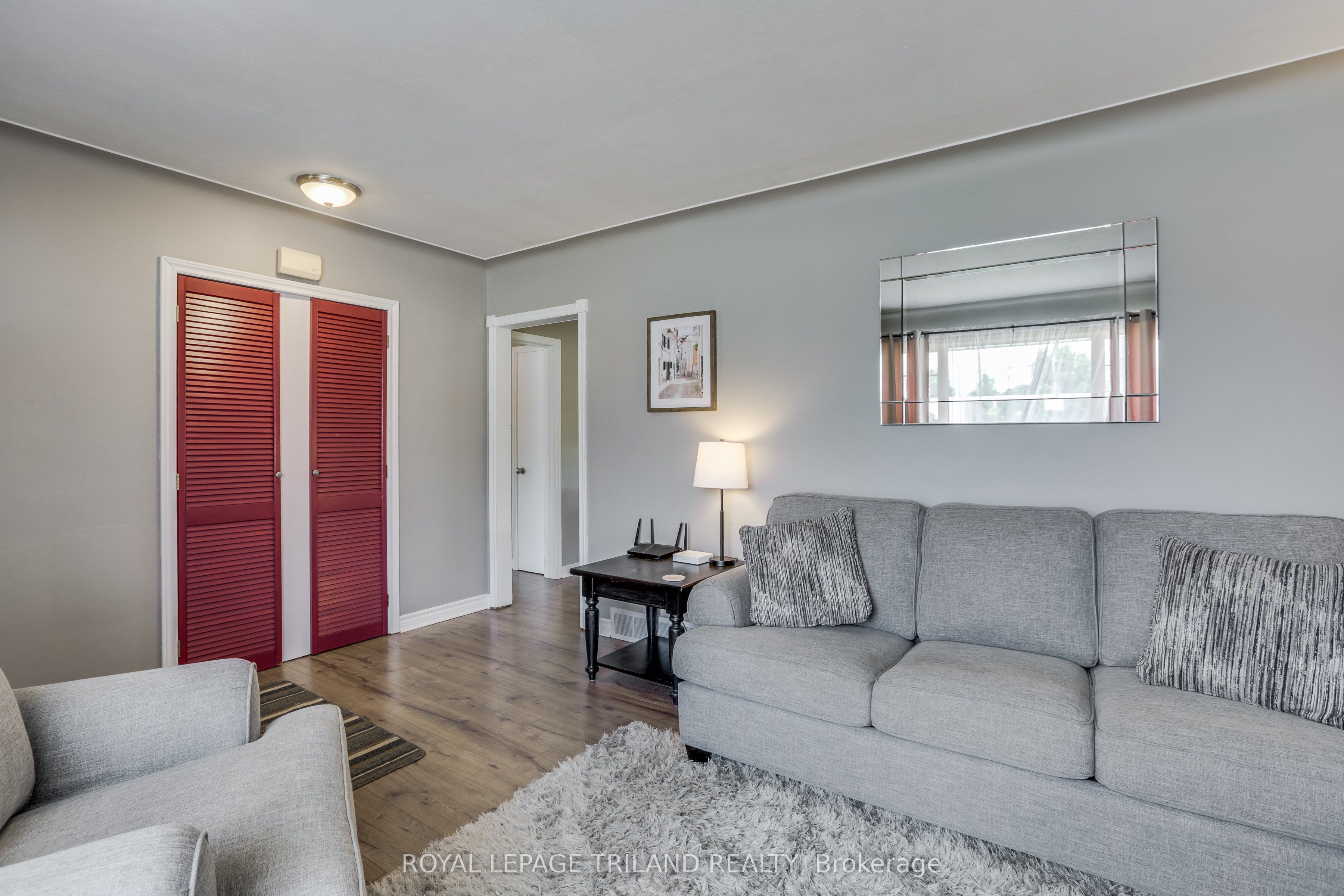 224 Mckellar Street Property Photo 8