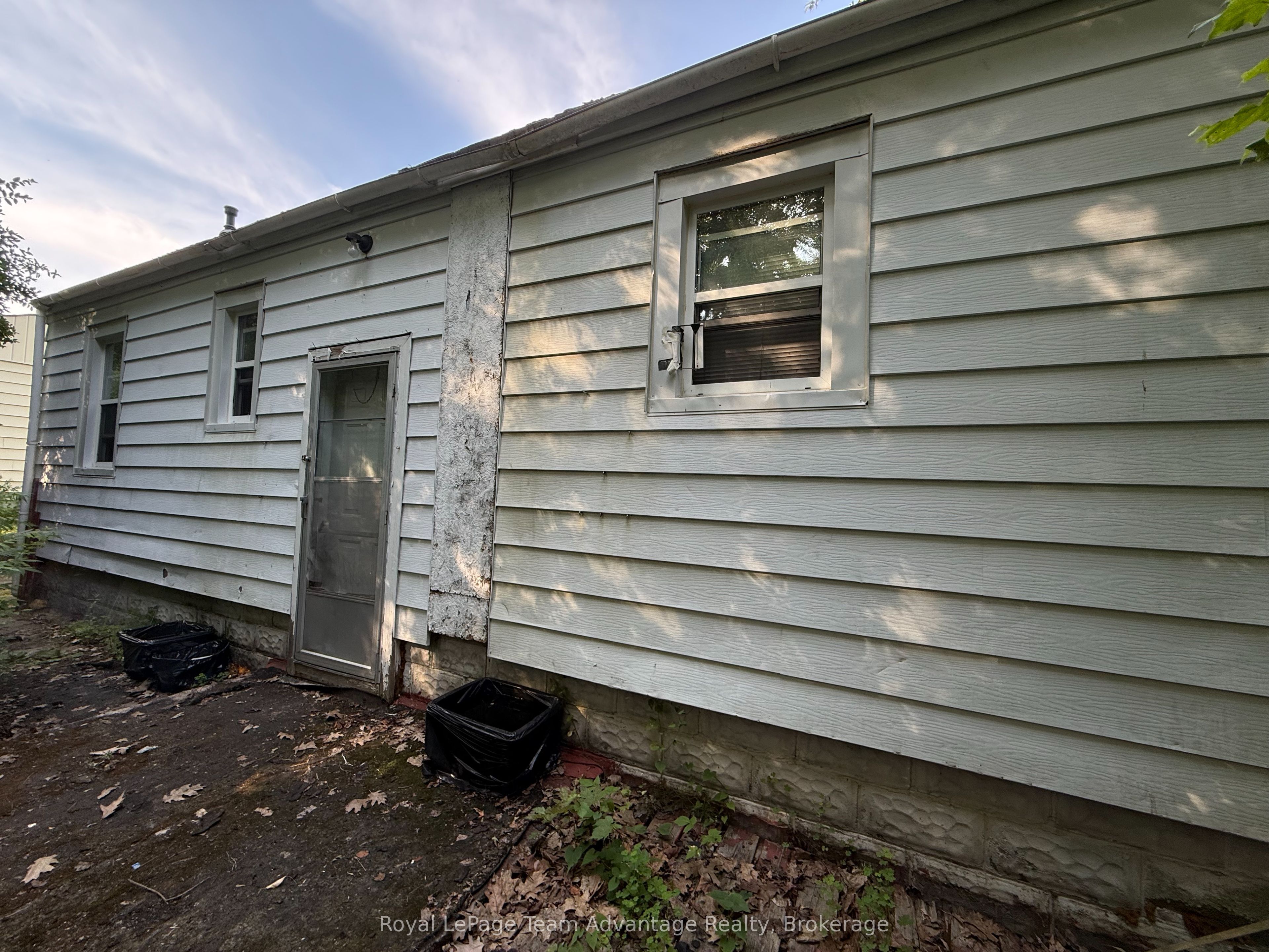 24 Hillcrest Avenue Property Photo 7