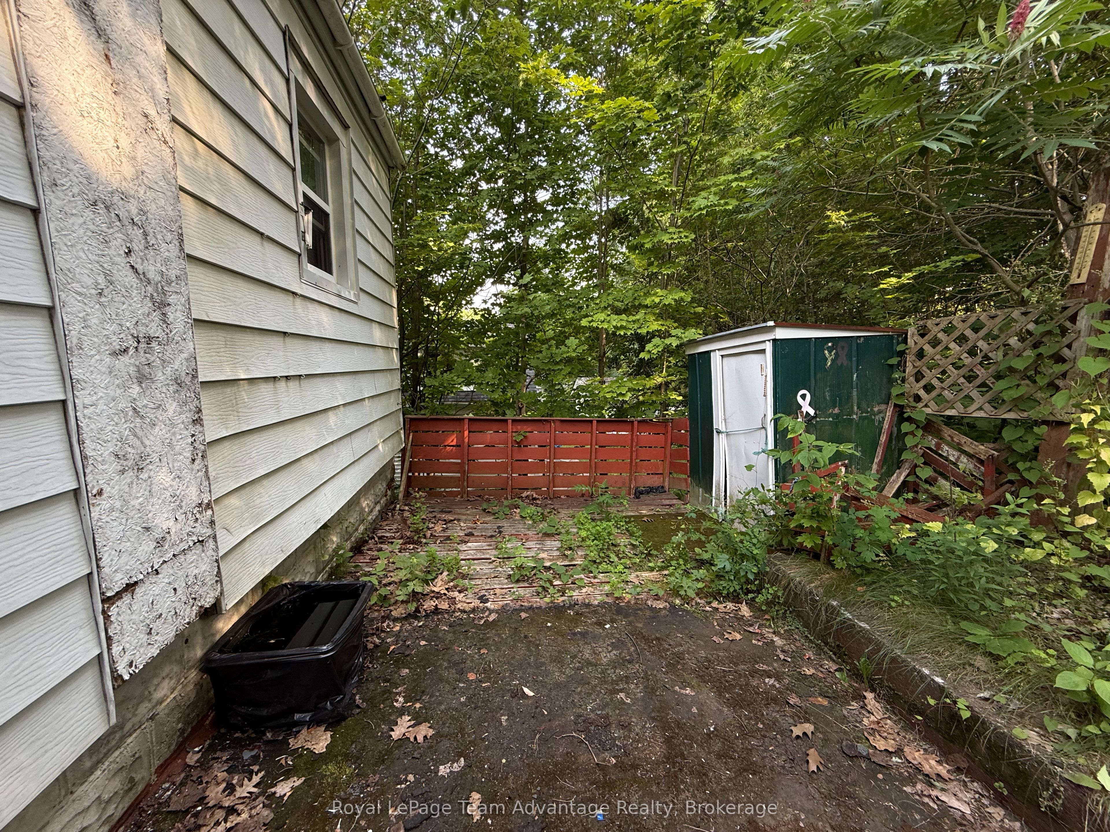 24 Hillcrest Avenue Property Photo 13