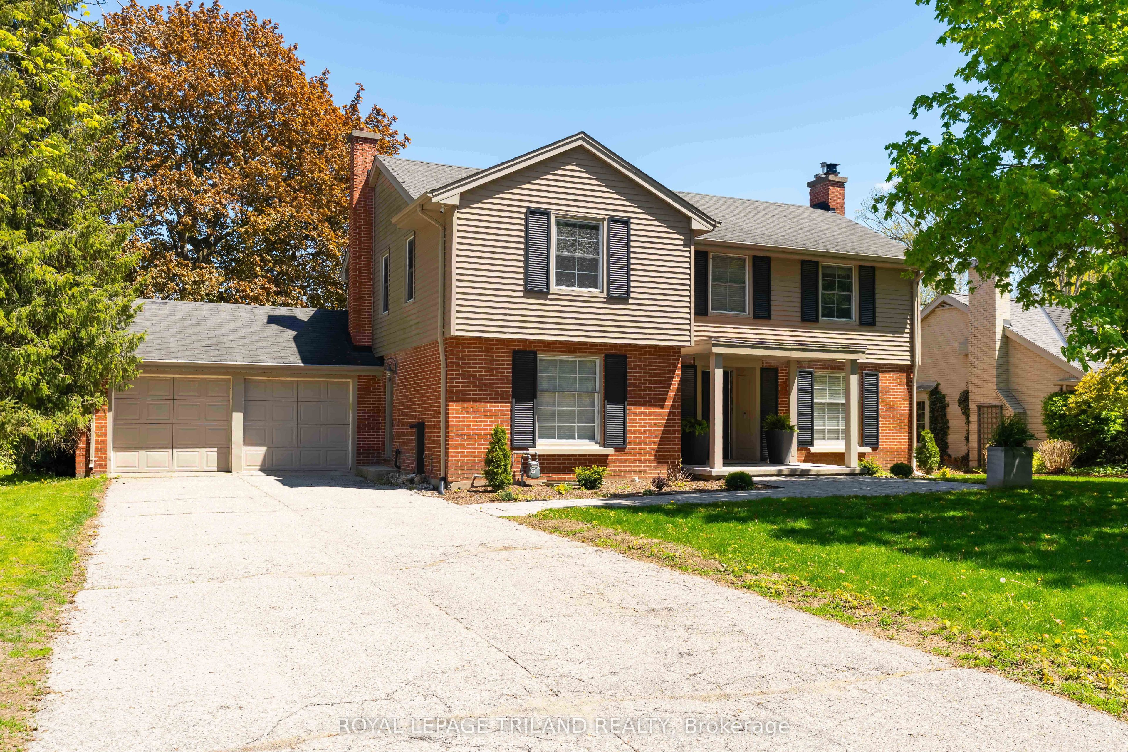 1104 The Parkway