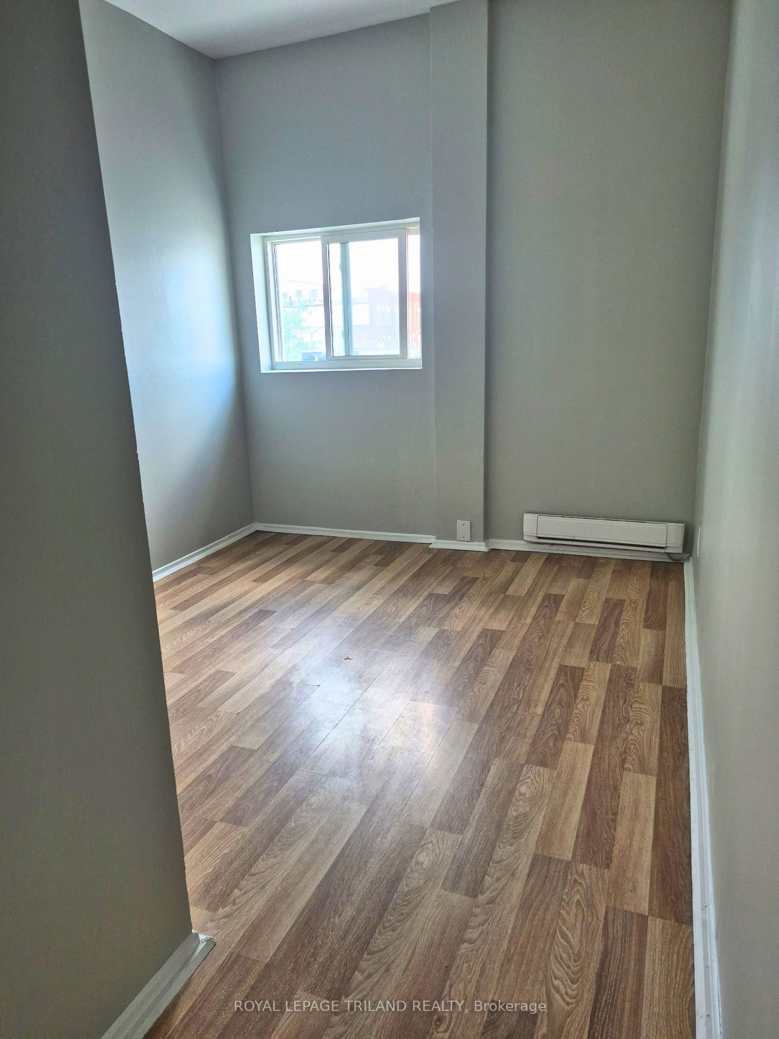 275 Talbot Street Property Photo 18