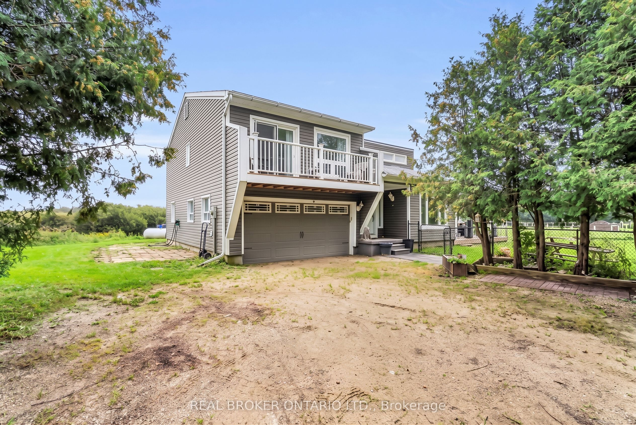 106008 Southgate Rd 10 Line Property Photo 1