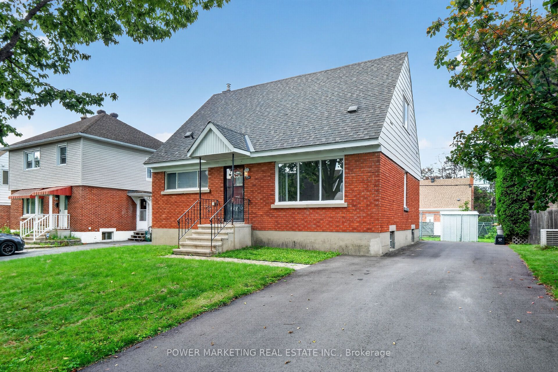 535 Dunbrack Street Property Photo 3