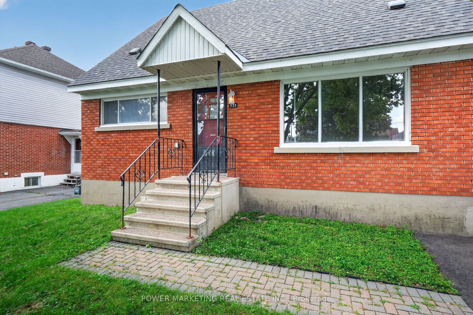 535 Dunbrack Street Property Photo 5