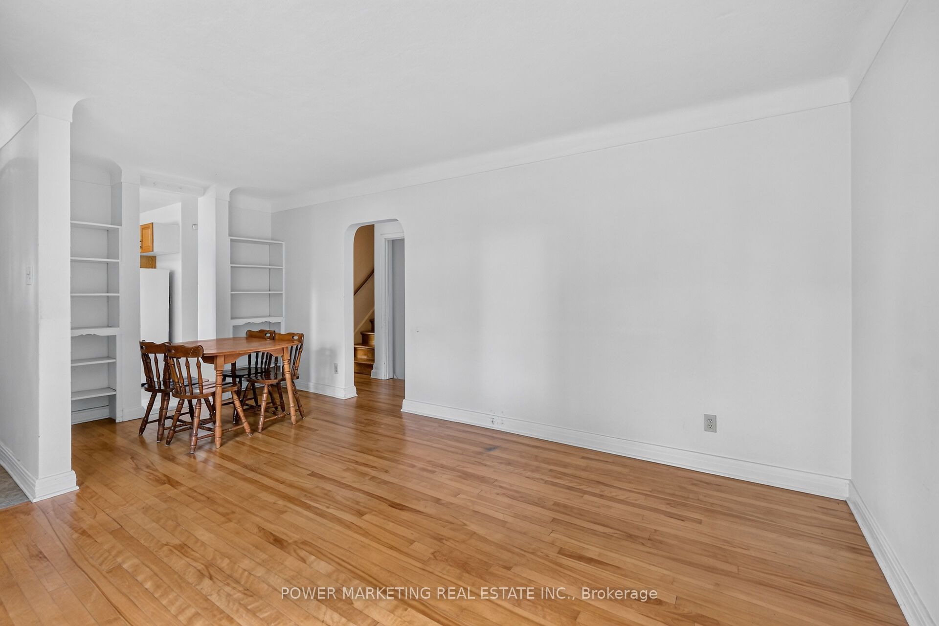 535 Dunbrack Street Property Photo 12