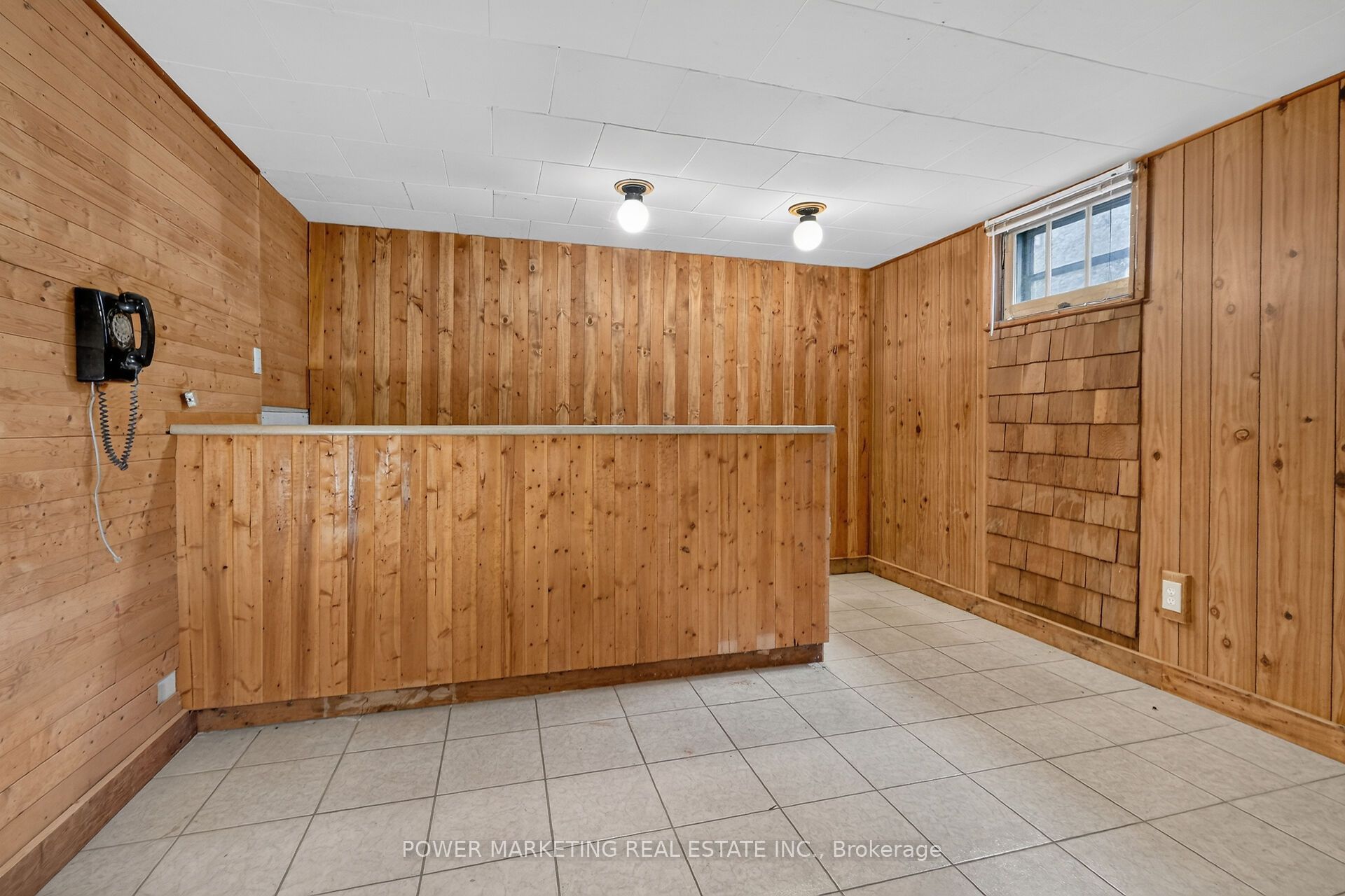 535 Dunbrack Street Property Photo 43