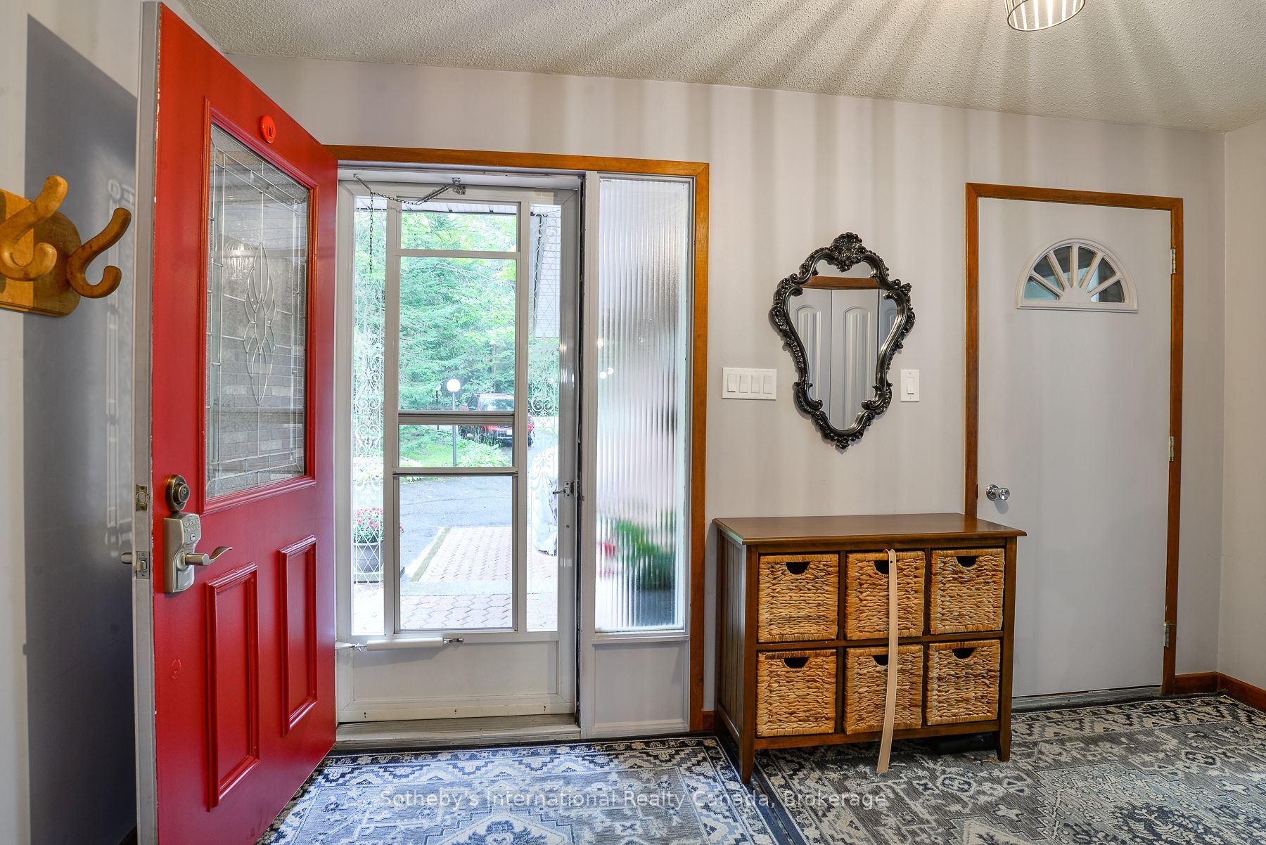 55 Denniss Drive Property Photo 5