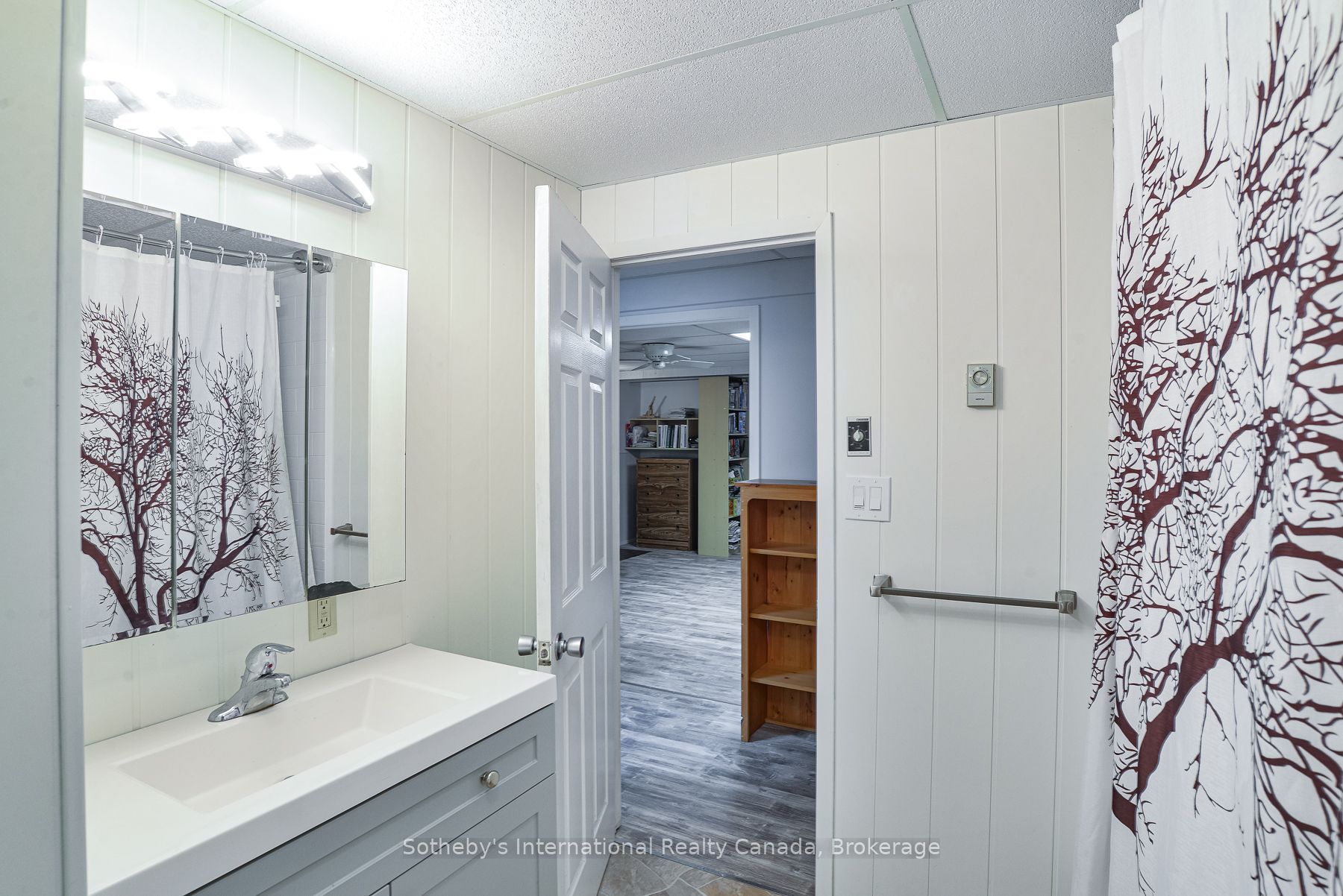 55 Denniss Drive Property Photo 27