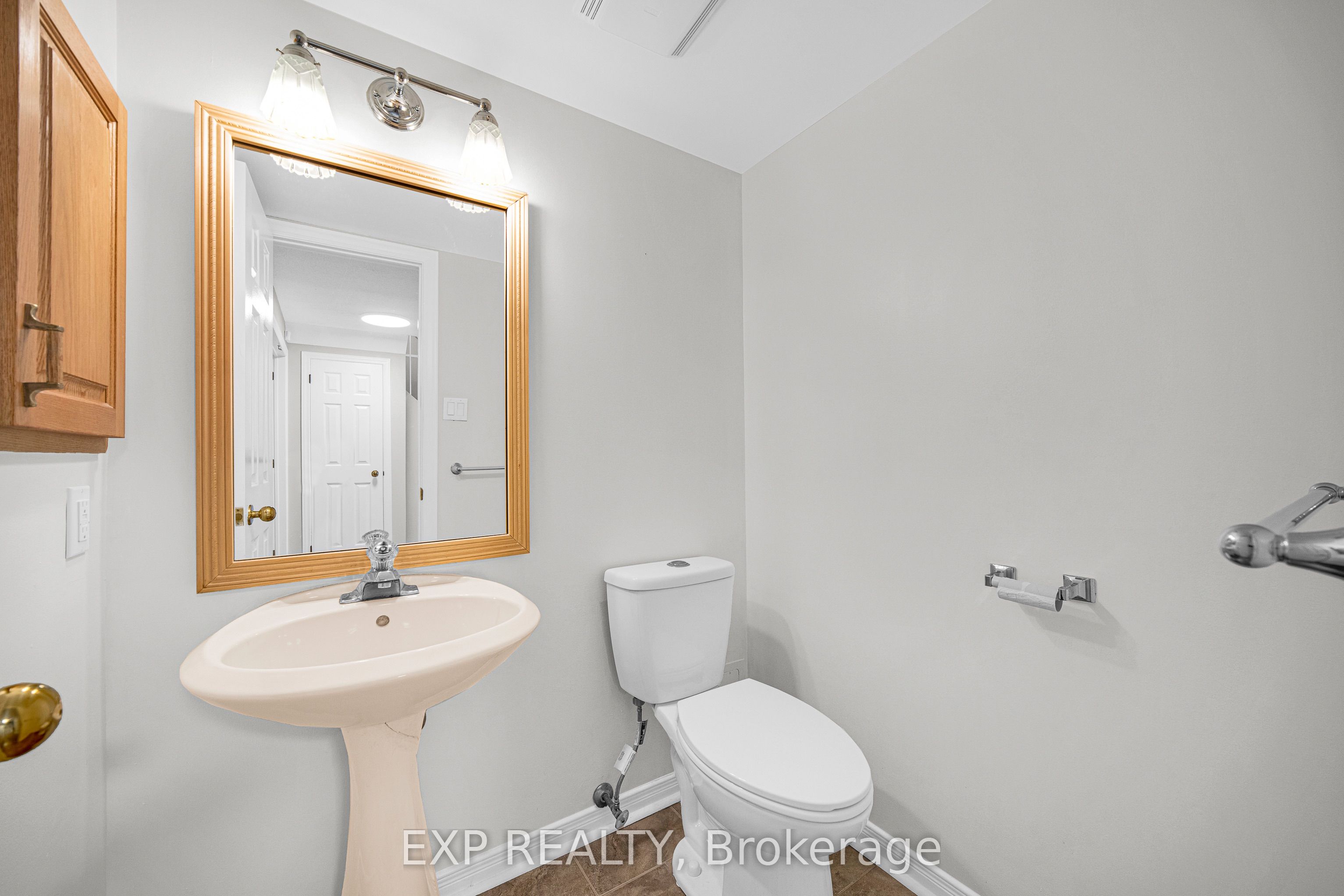 18 Arbordale Crescent Property Photo 9