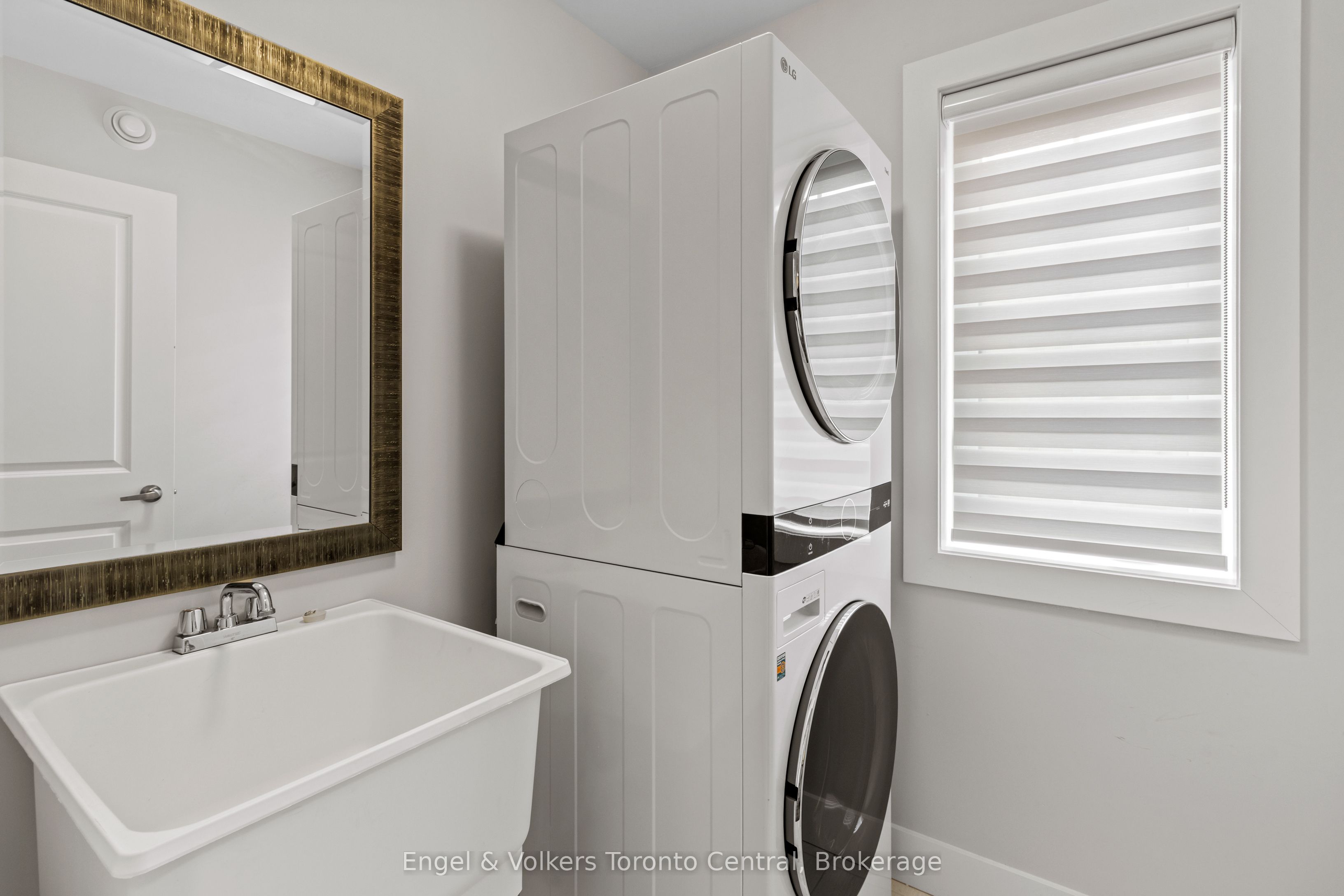 145 Sycamore Street Property Photo 35