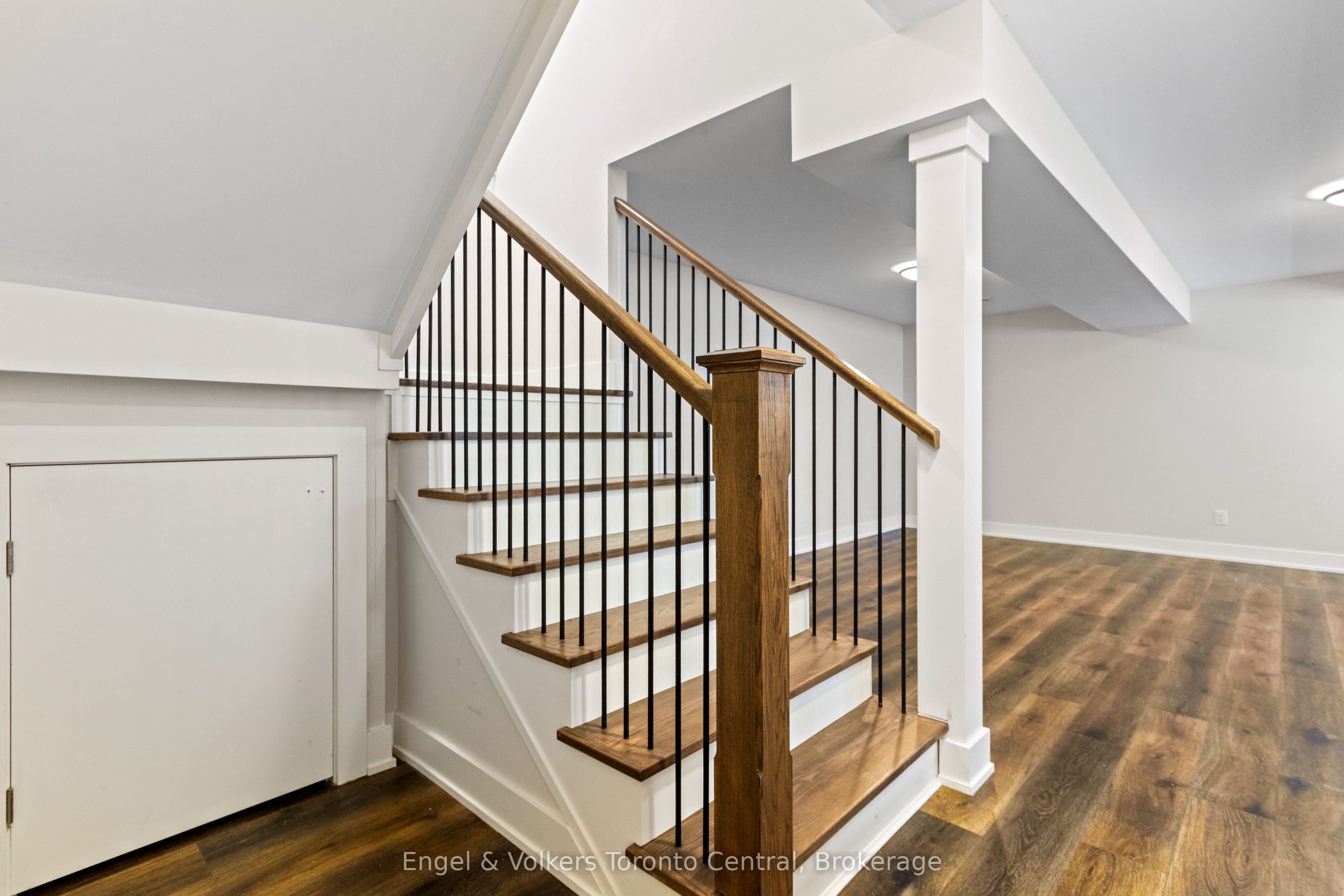 145 Sycamore Street Property Photo 36