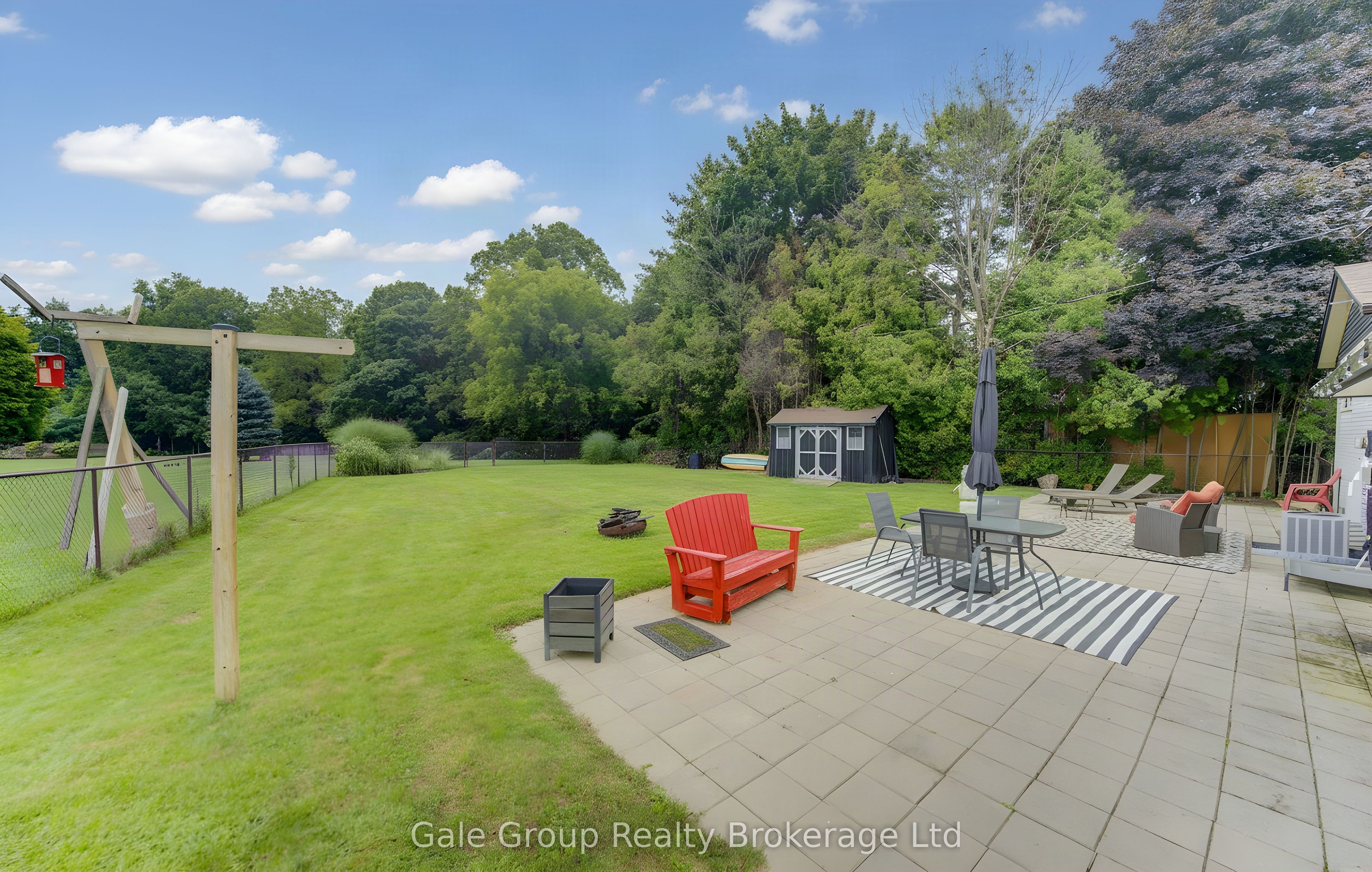 15 William Street Property Photo 26