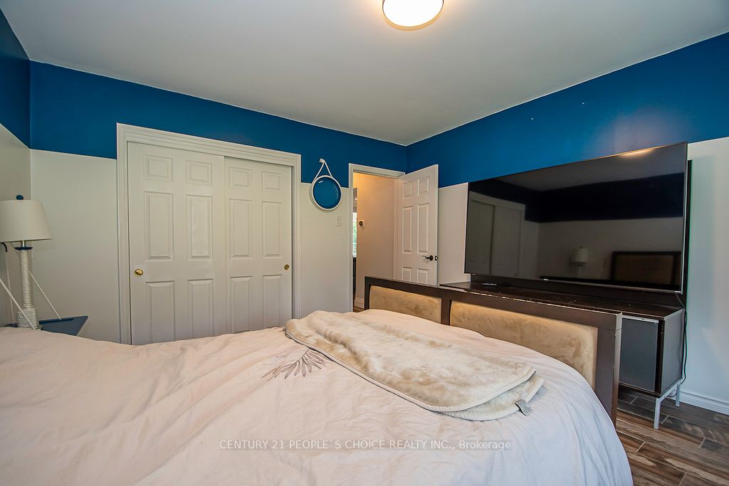 3 Lakeshore Boulevard Property Photo 17