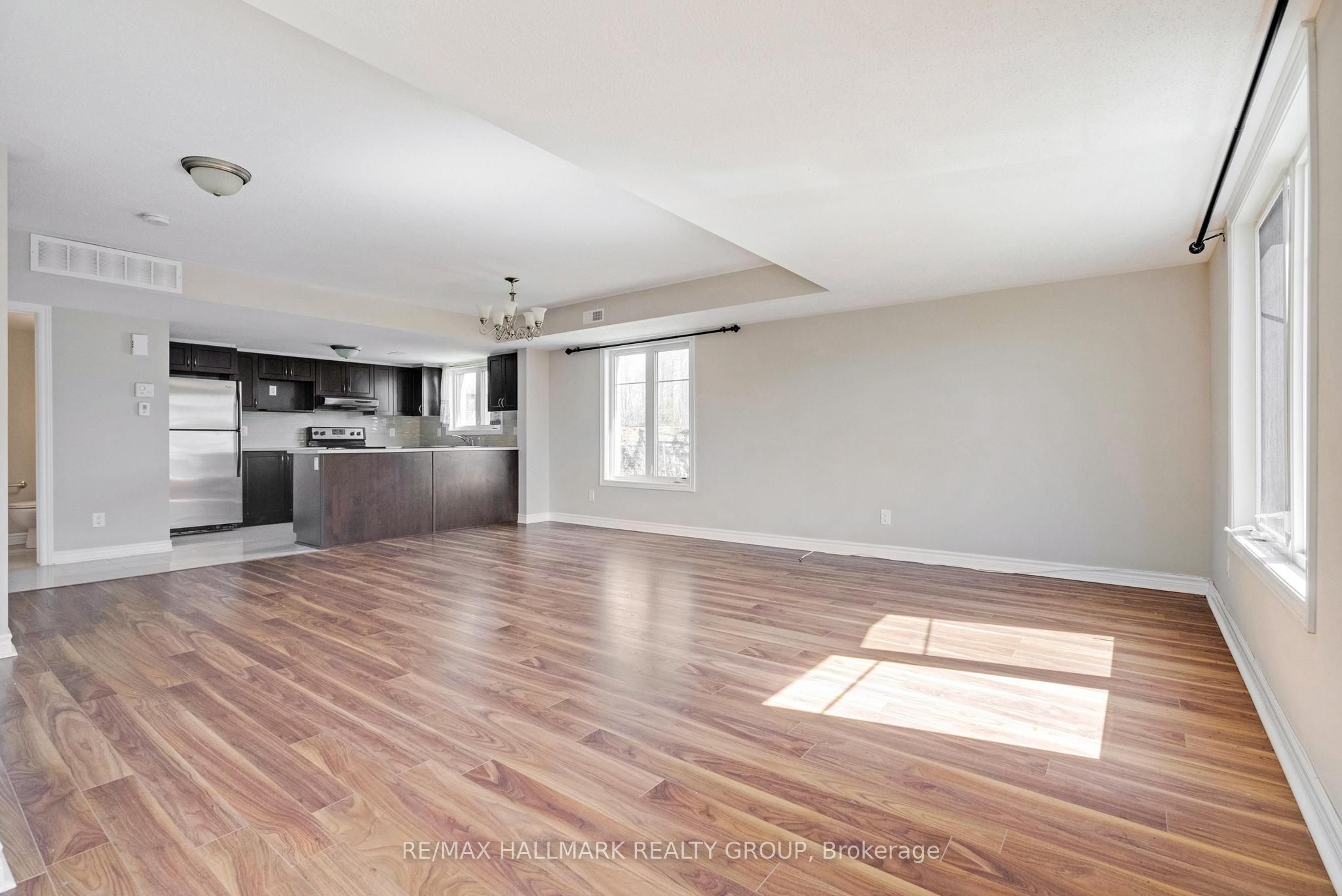 255b Titanium Private Property Photo 7