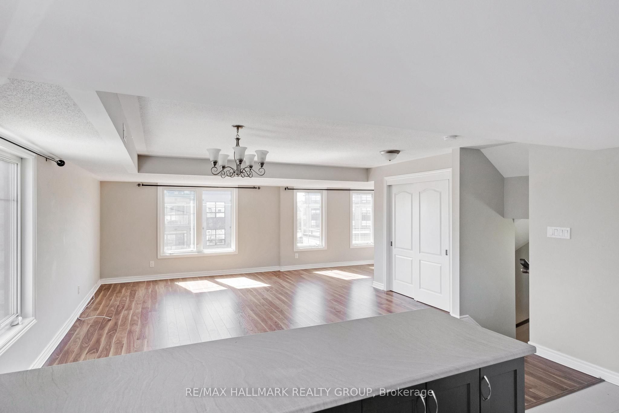 255b Titanium Private Property Photo 12