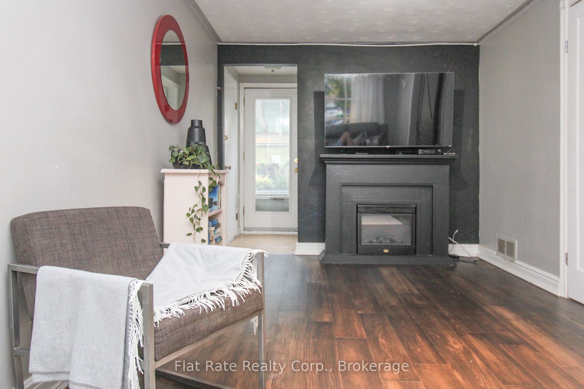 1243 Bridle Drive Property Photo 17
