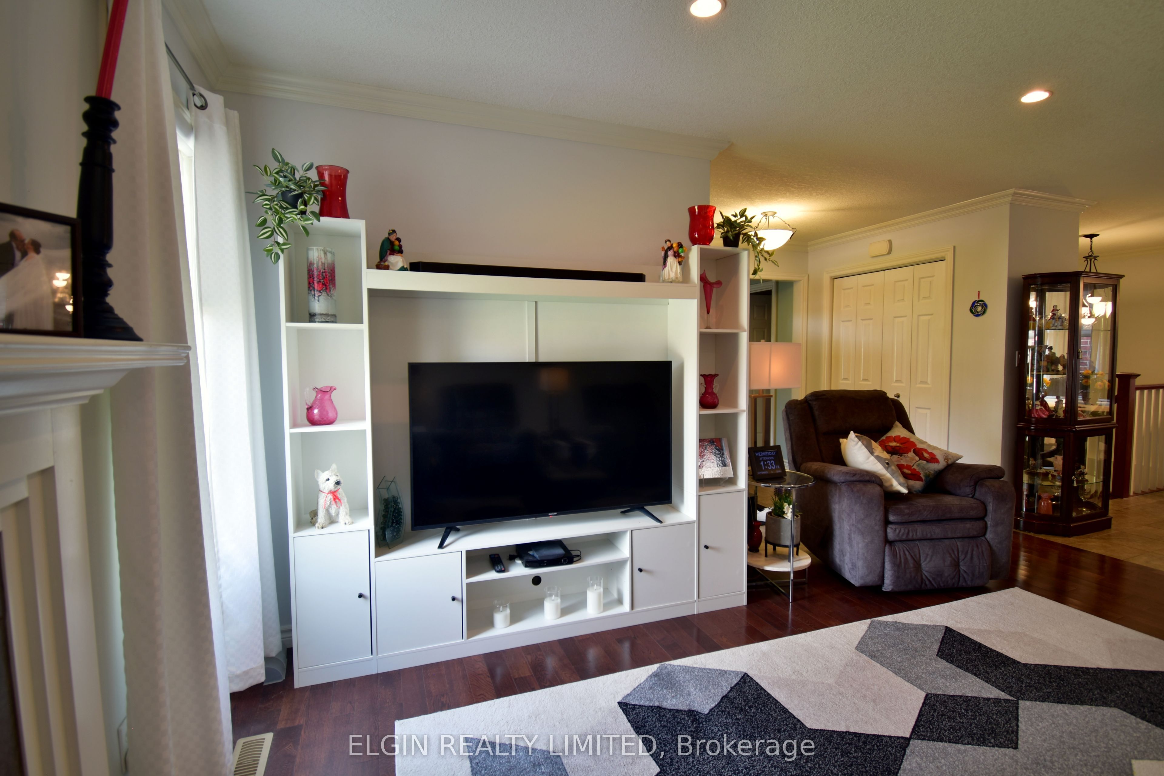 30 Peach Tree Boulevard Property Photo 5