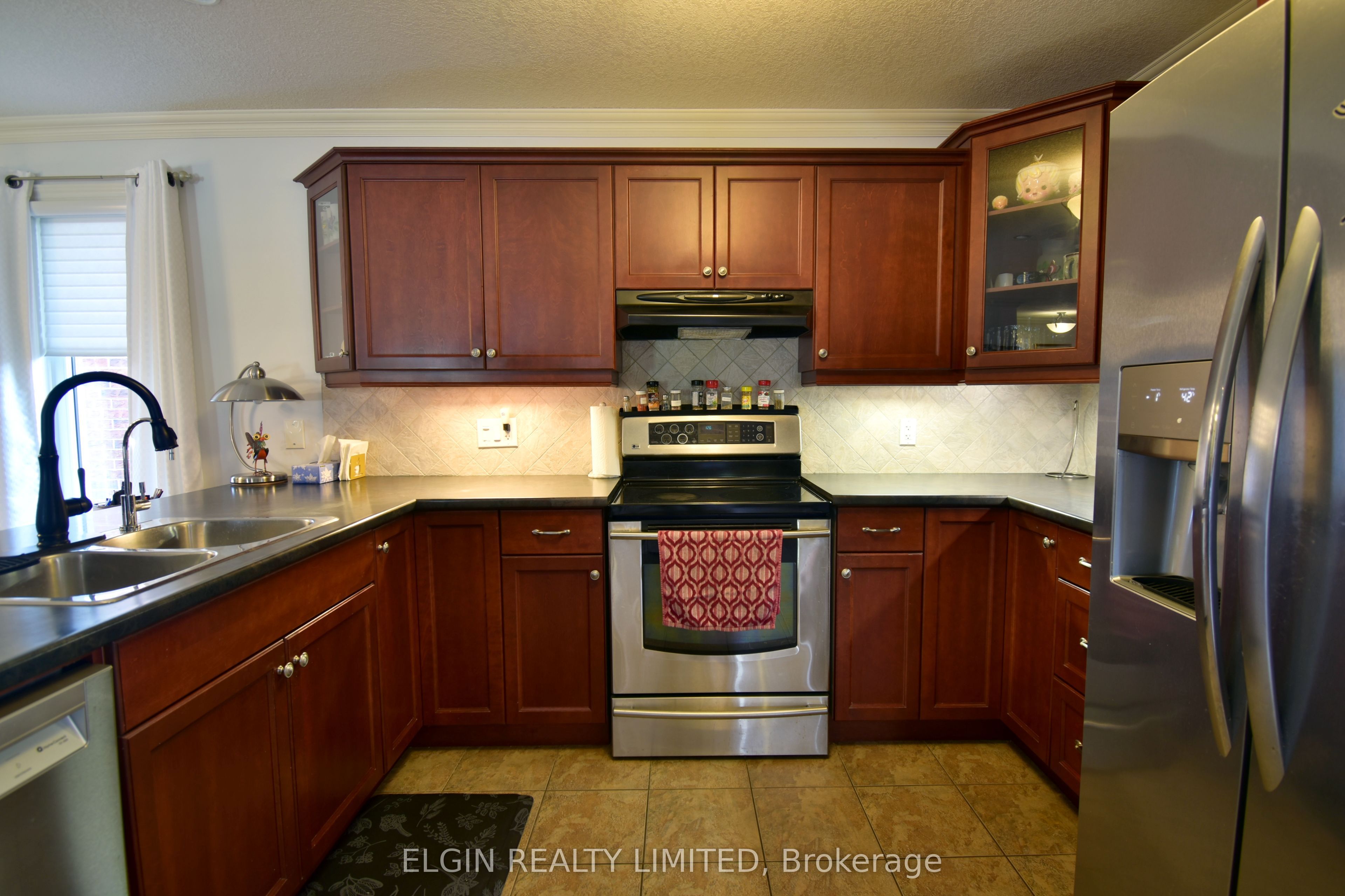 30 Peach Tree Boulevard Property Photo 11