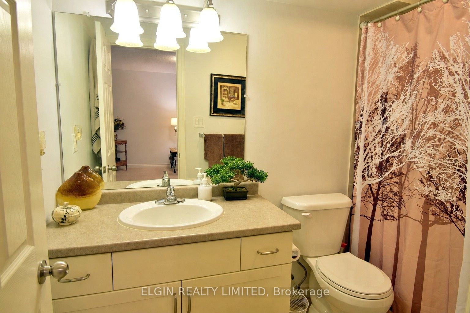 30 Peach Tree Boulevard Property Photo 27