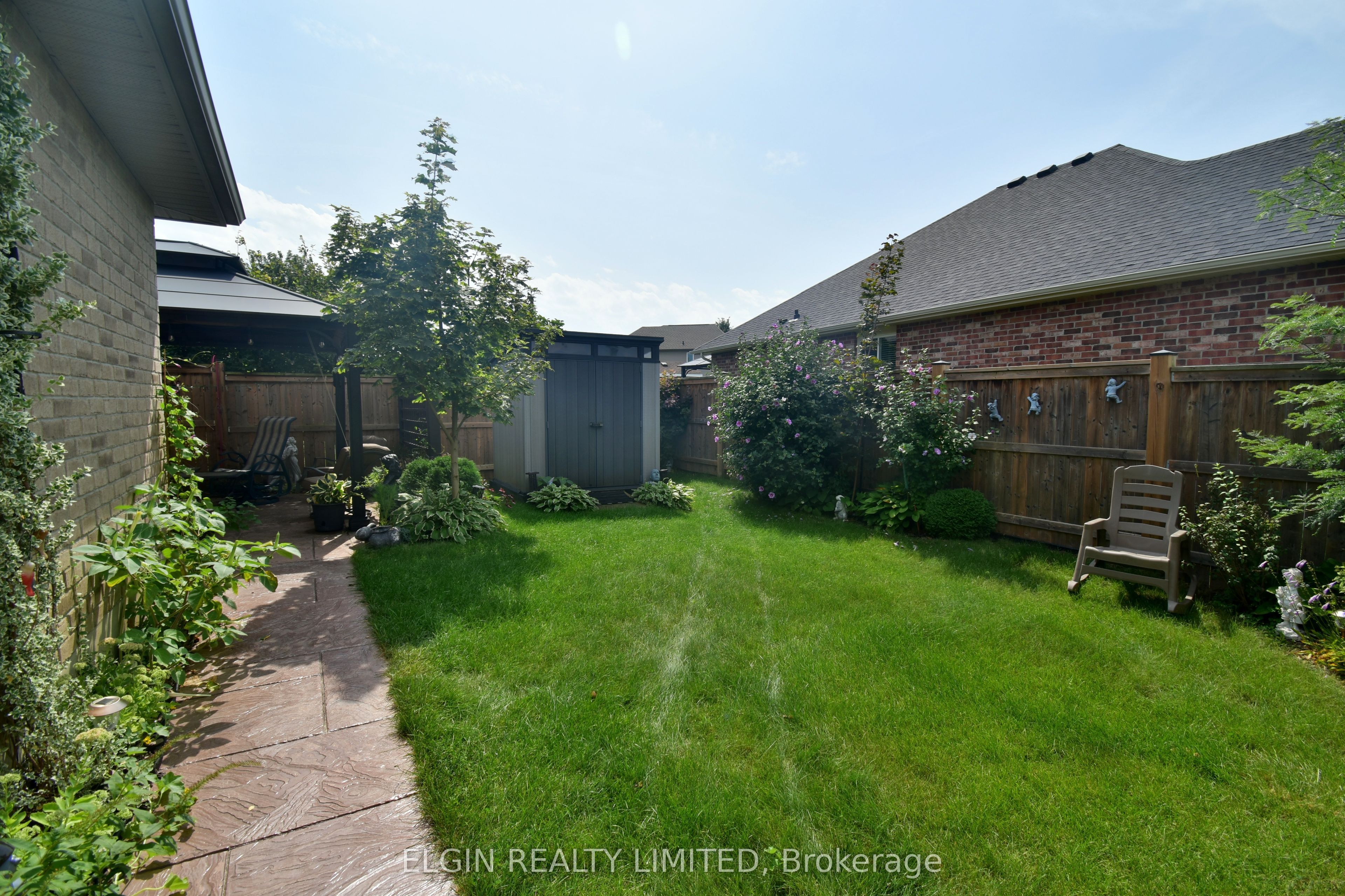 30 Peach Tree Boulevard Property Photo 33