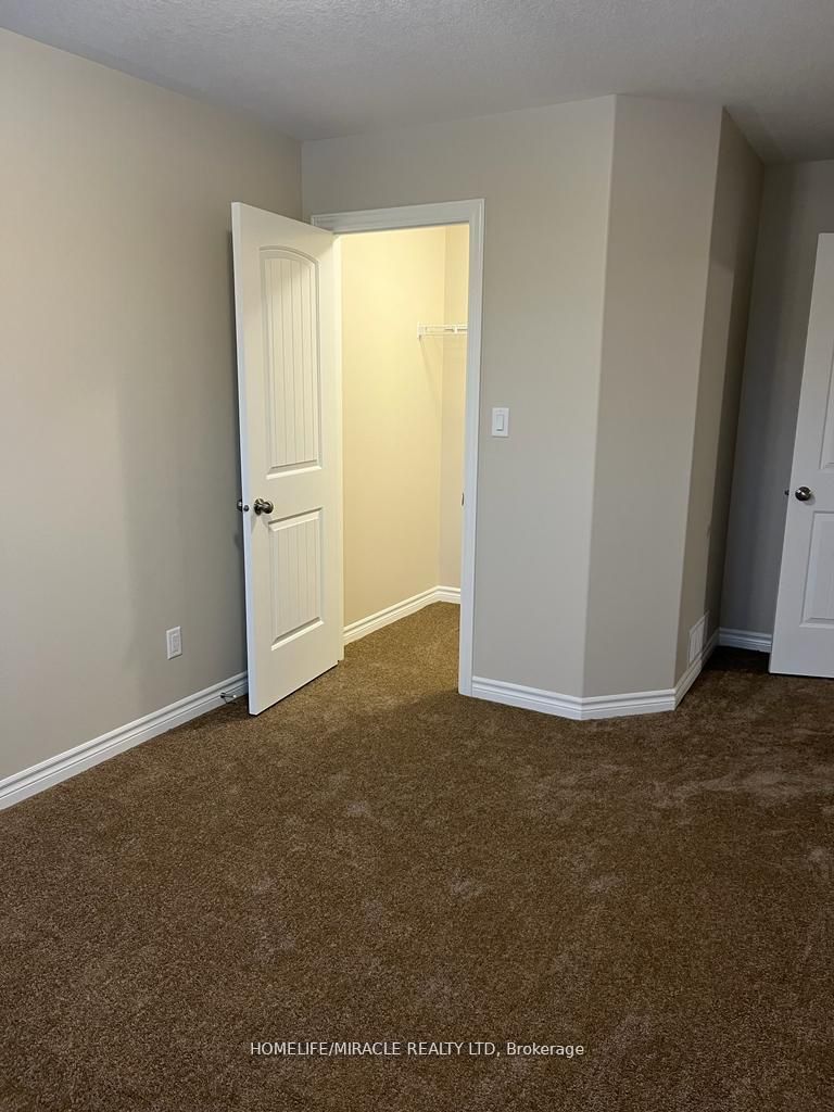 231 Heritage Park Drive Property Photo 6