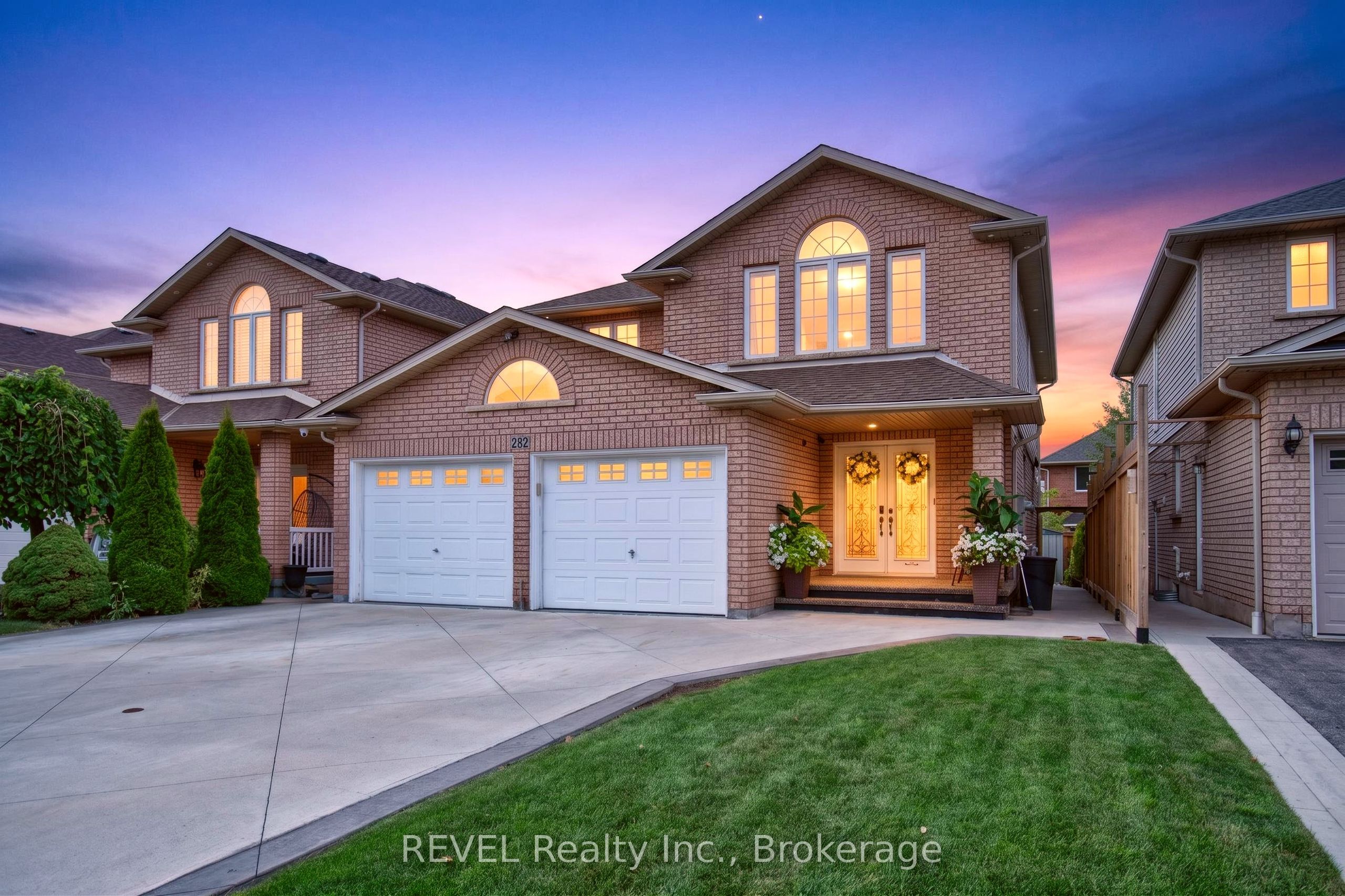 282 Webster Road Property Photo 3